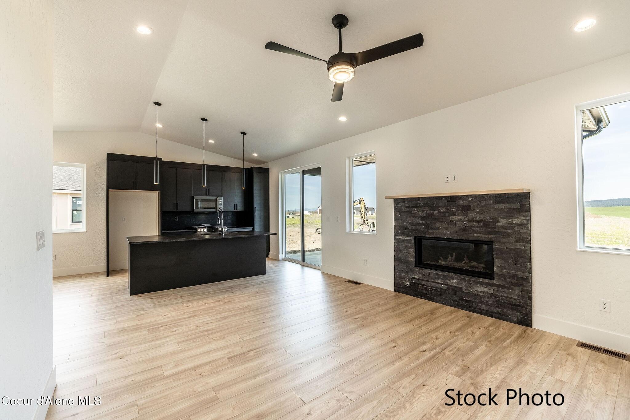 6453 W FREHLEY WAY