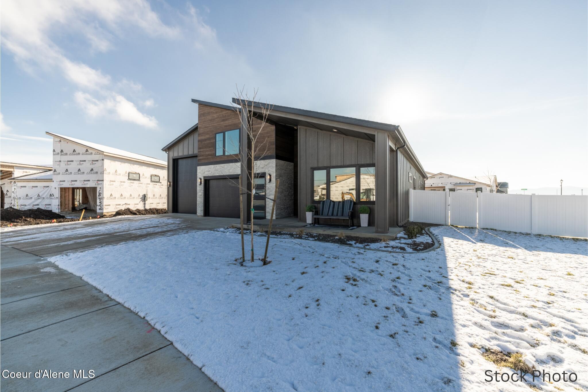 6538 W PLANT LANE