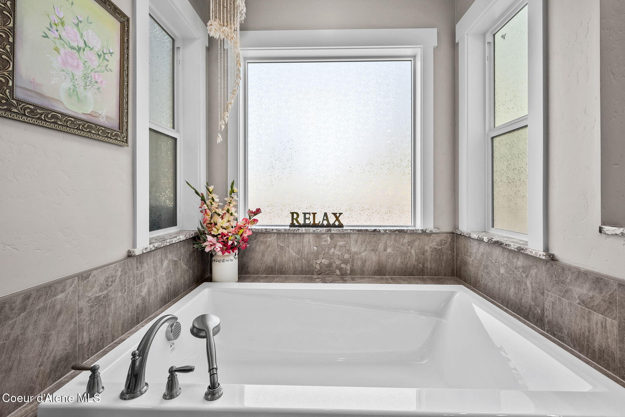 12718 N PEBBLE CREEK DR