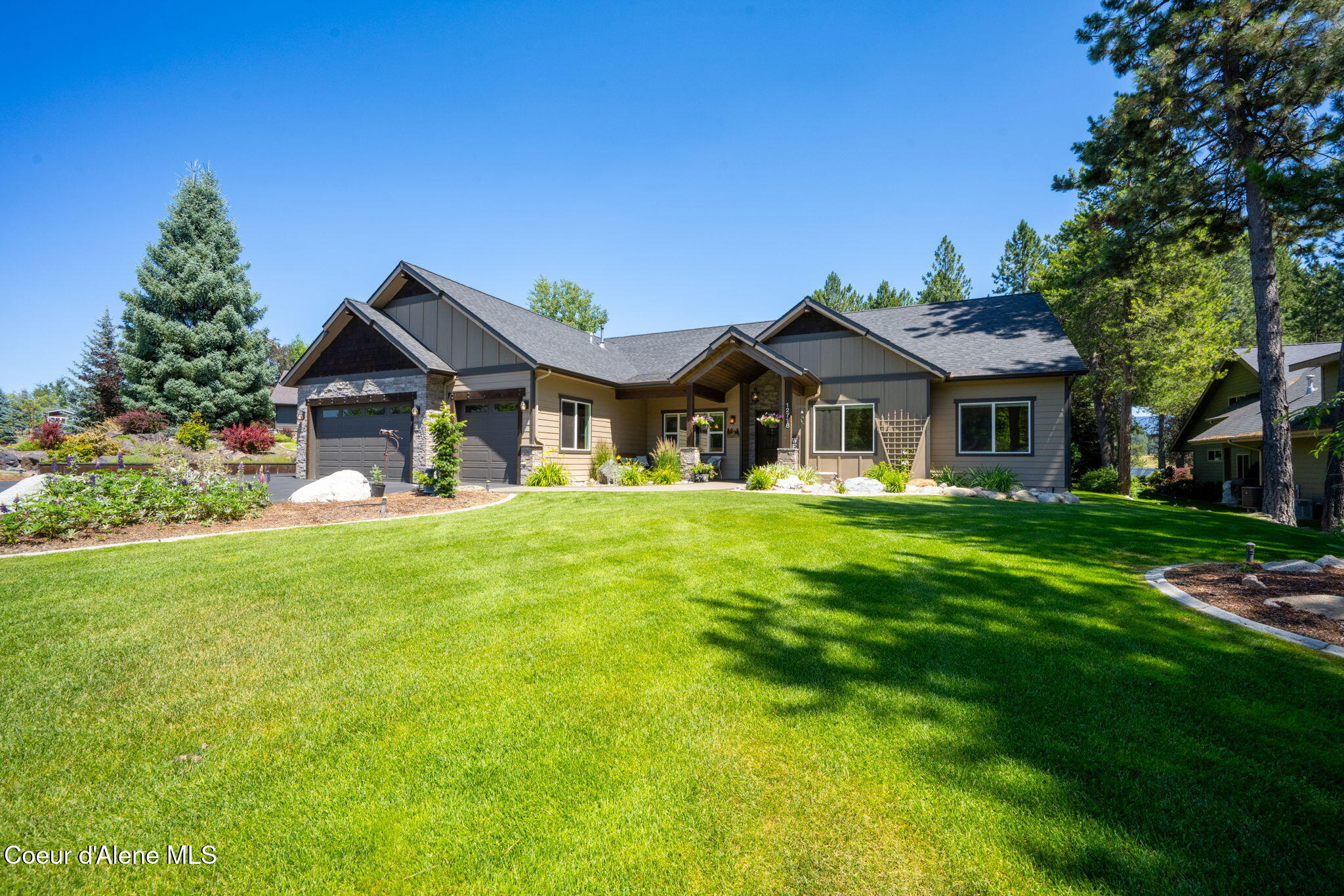 12718 N PEBBLE CREEK DR