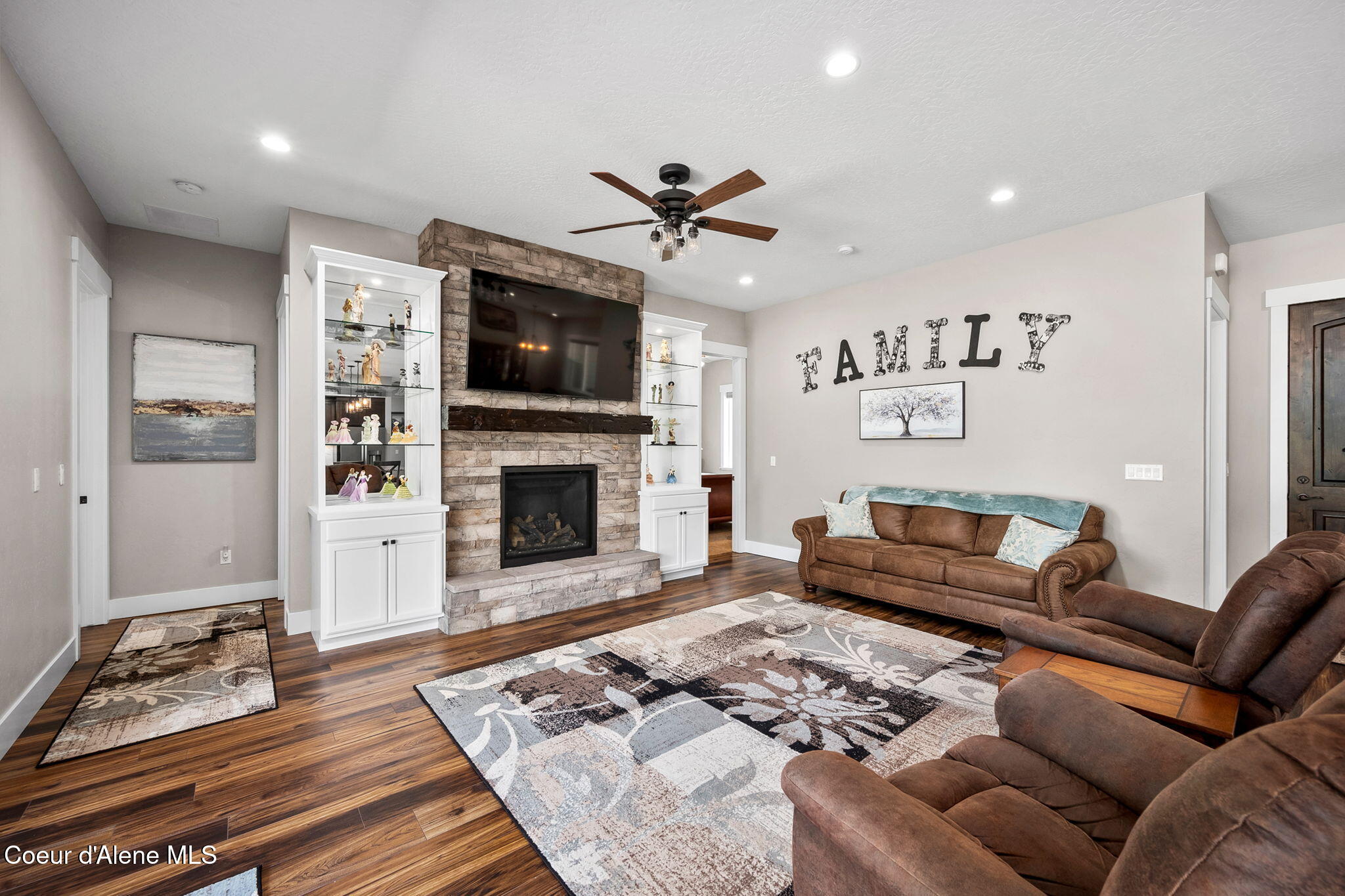 12718 N PEBBLE CREEK DR