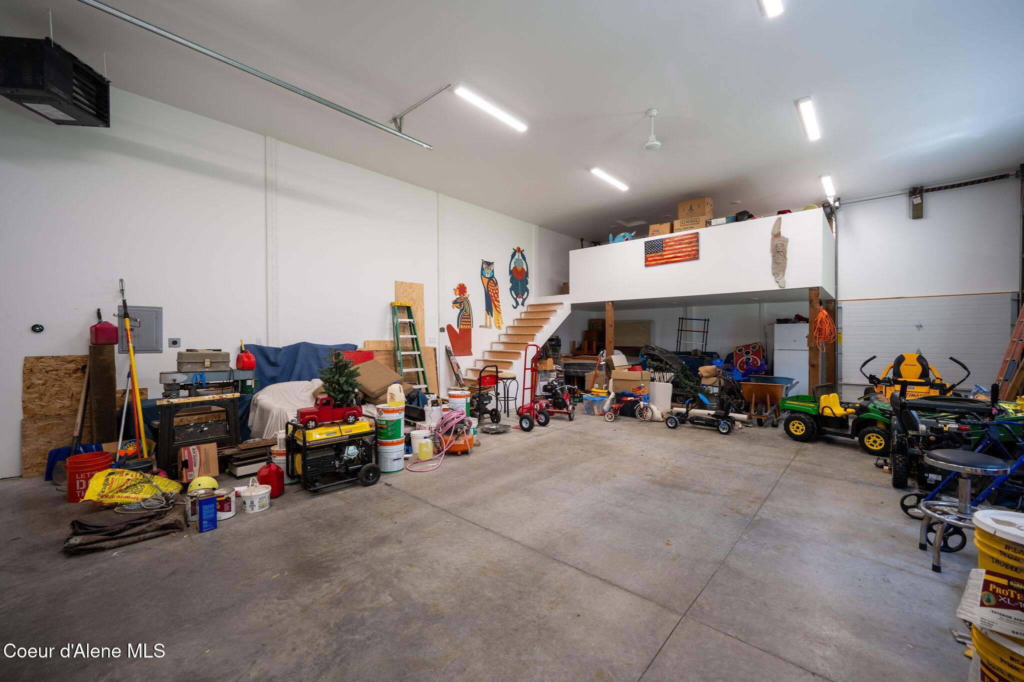 12718 N PEBBLE CREEK DR