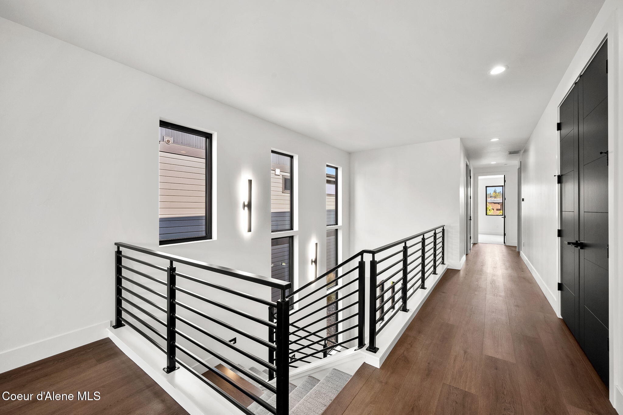 3002 W LUMBER LANE