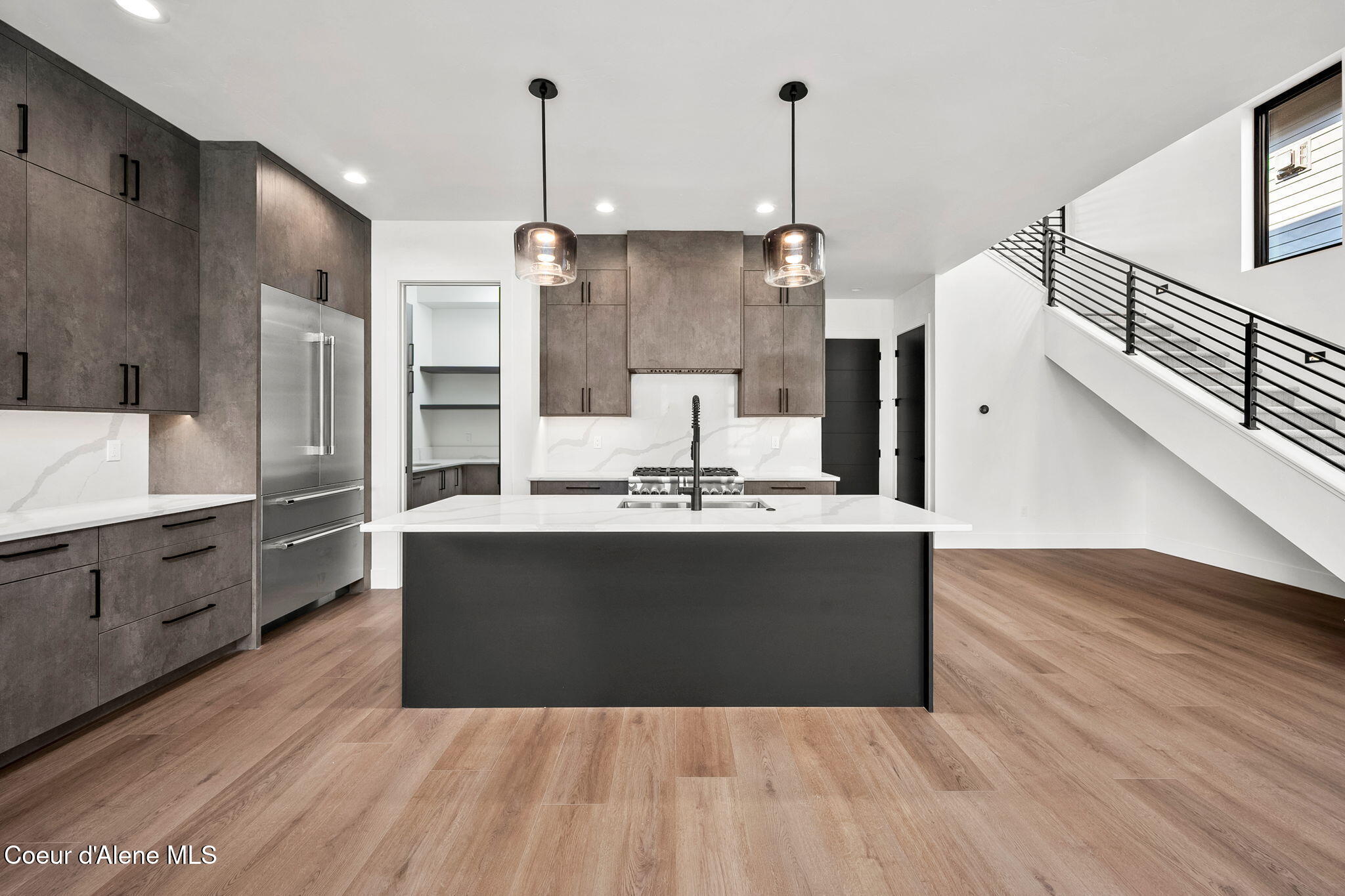 3002 W LUMBER LANE