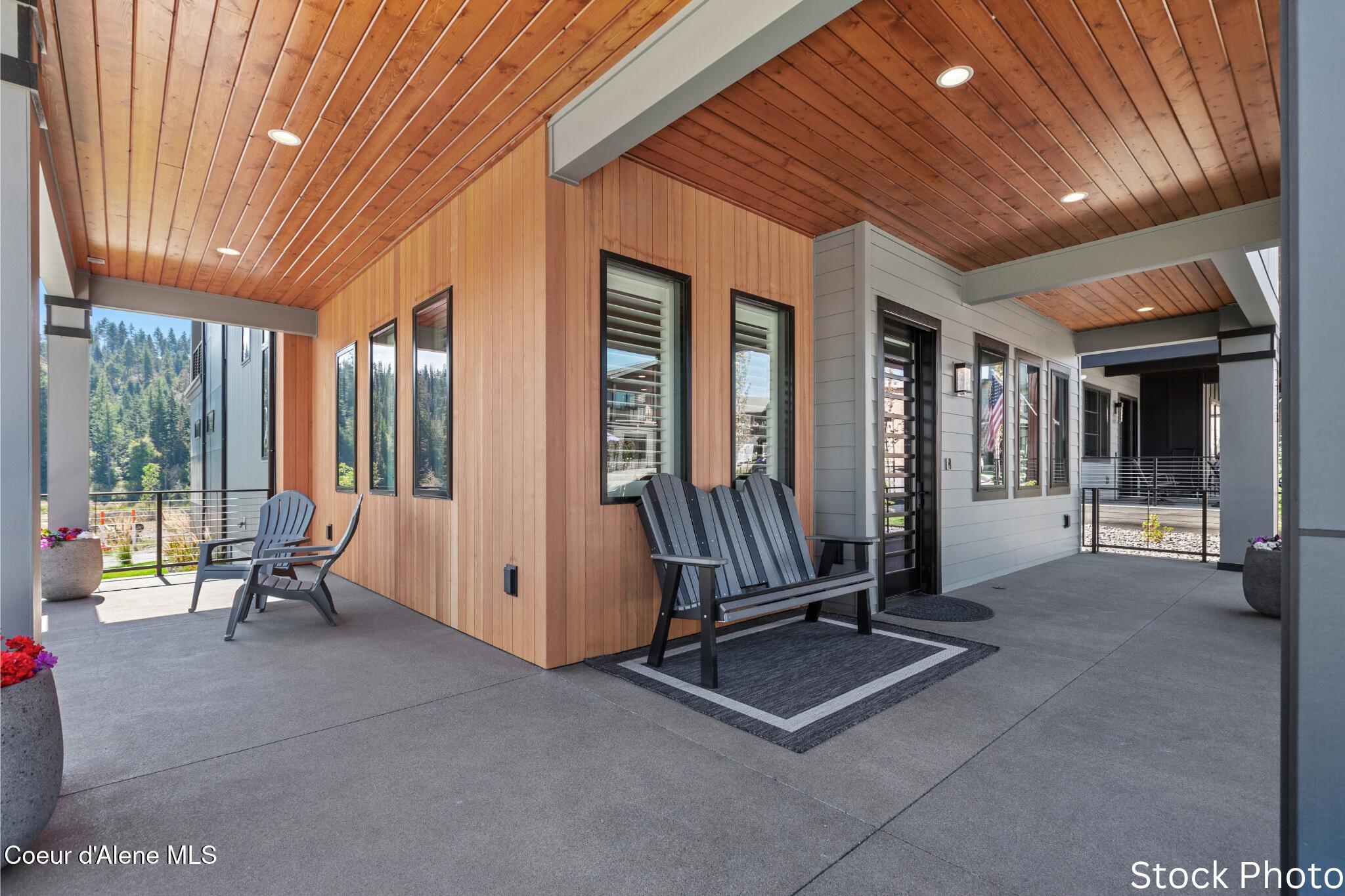3002 W LUMBER LANE