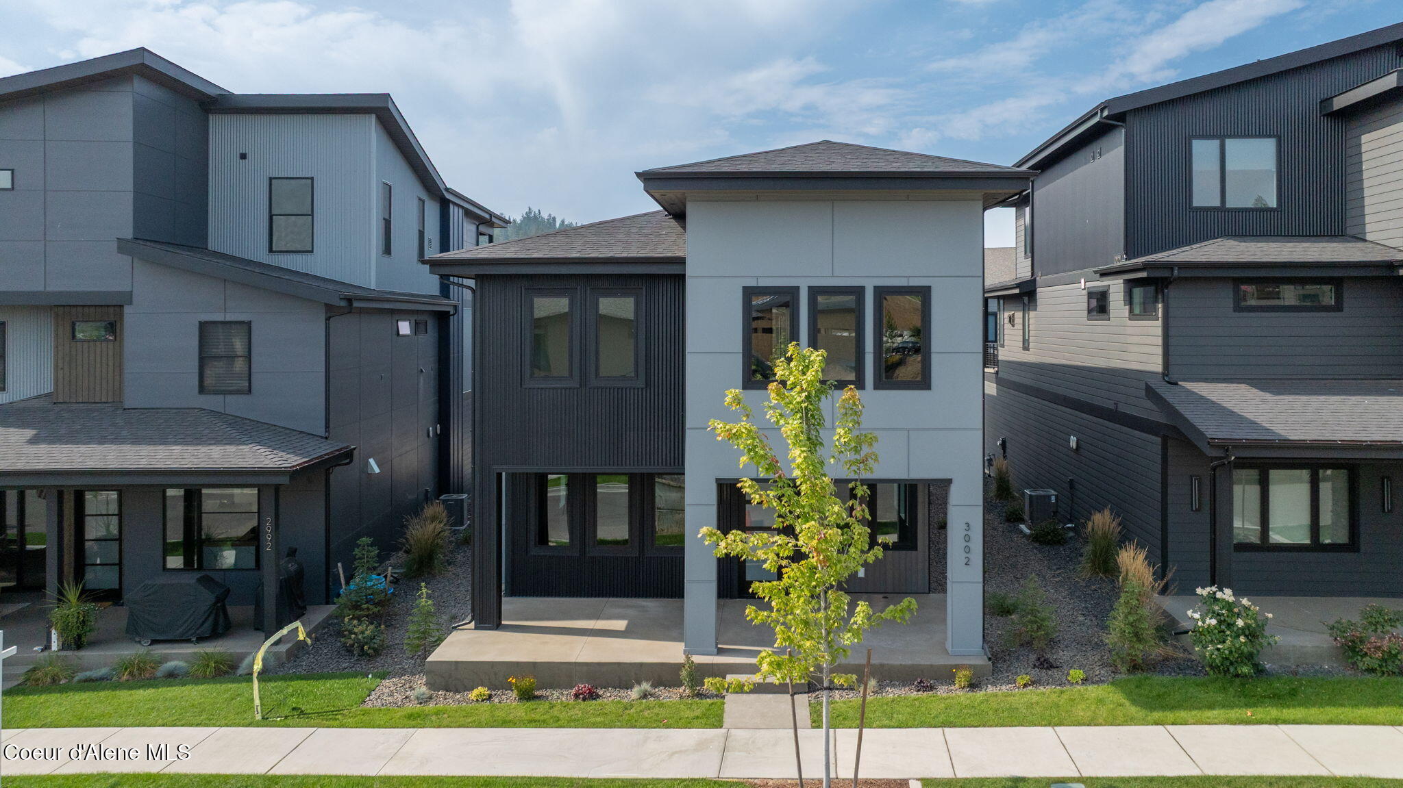 3002 W LUMBER LANE