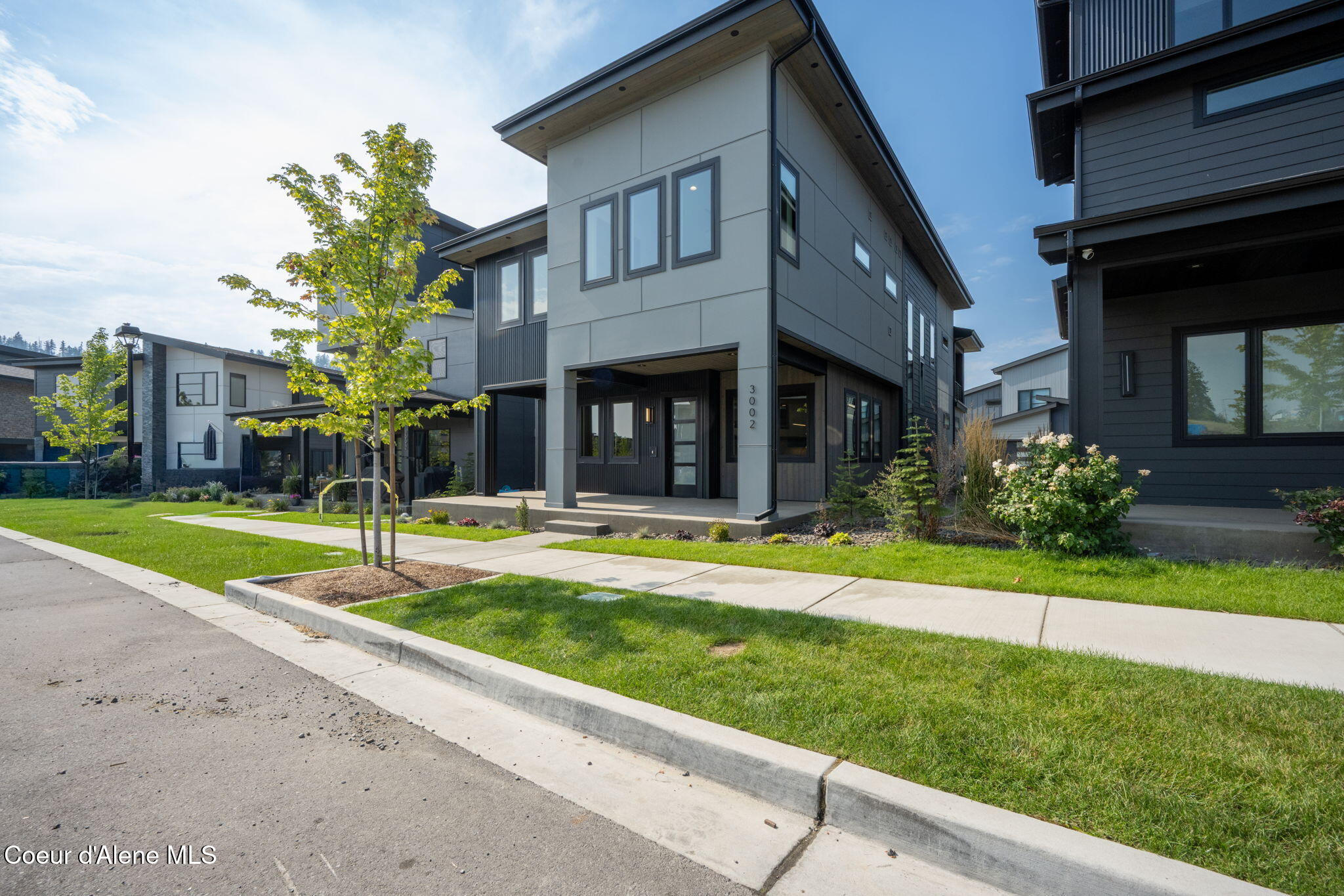 3002 W LUMBER LANE