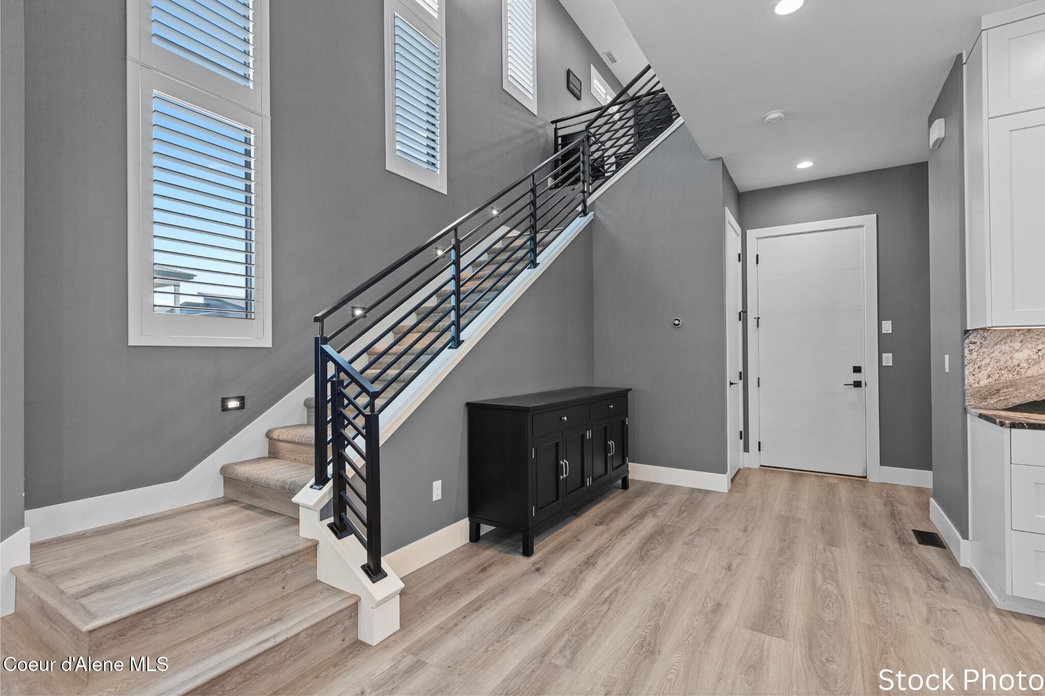 3002 W LUMBER LANE