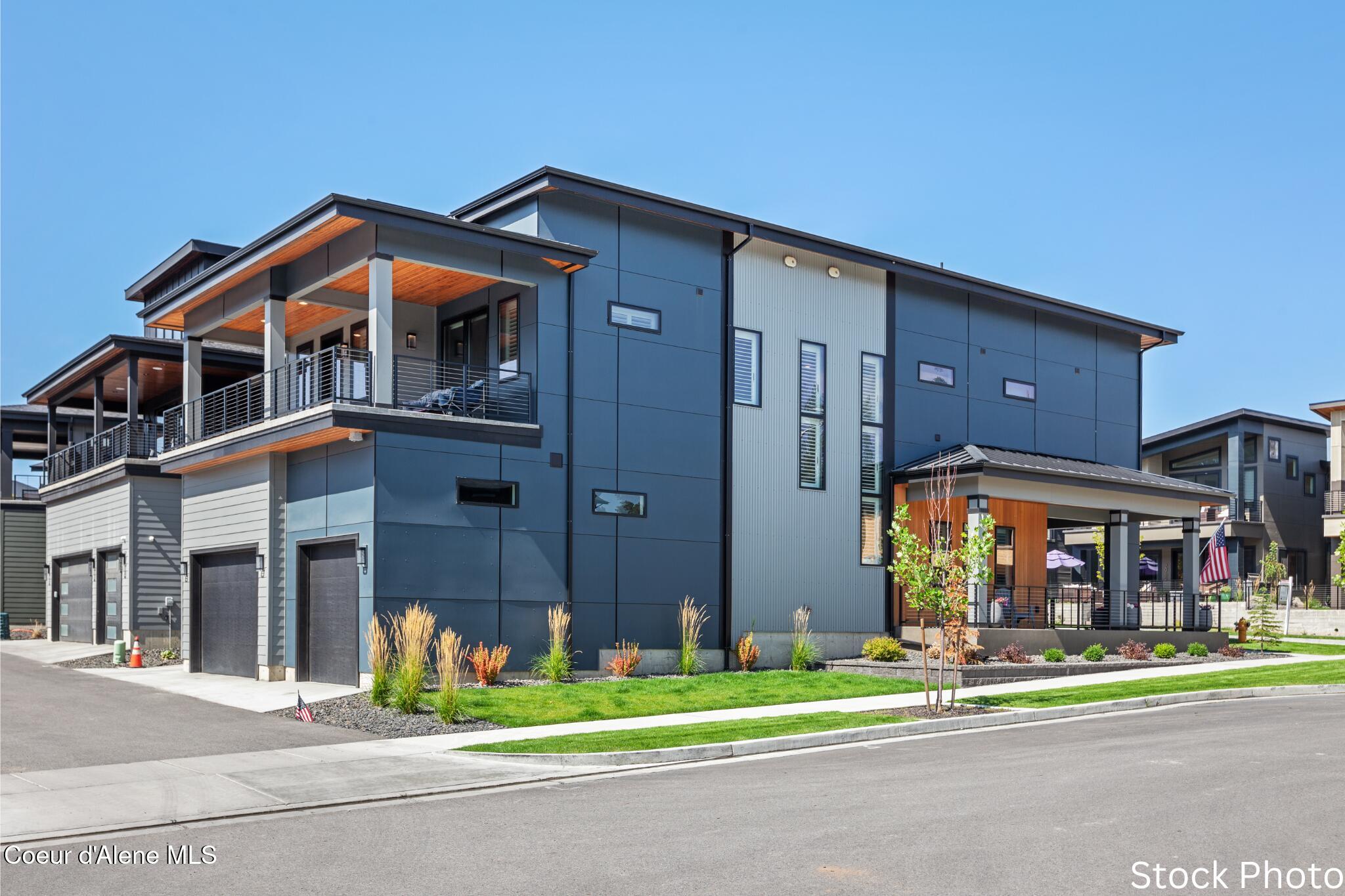 3002 W LUMBER LANE