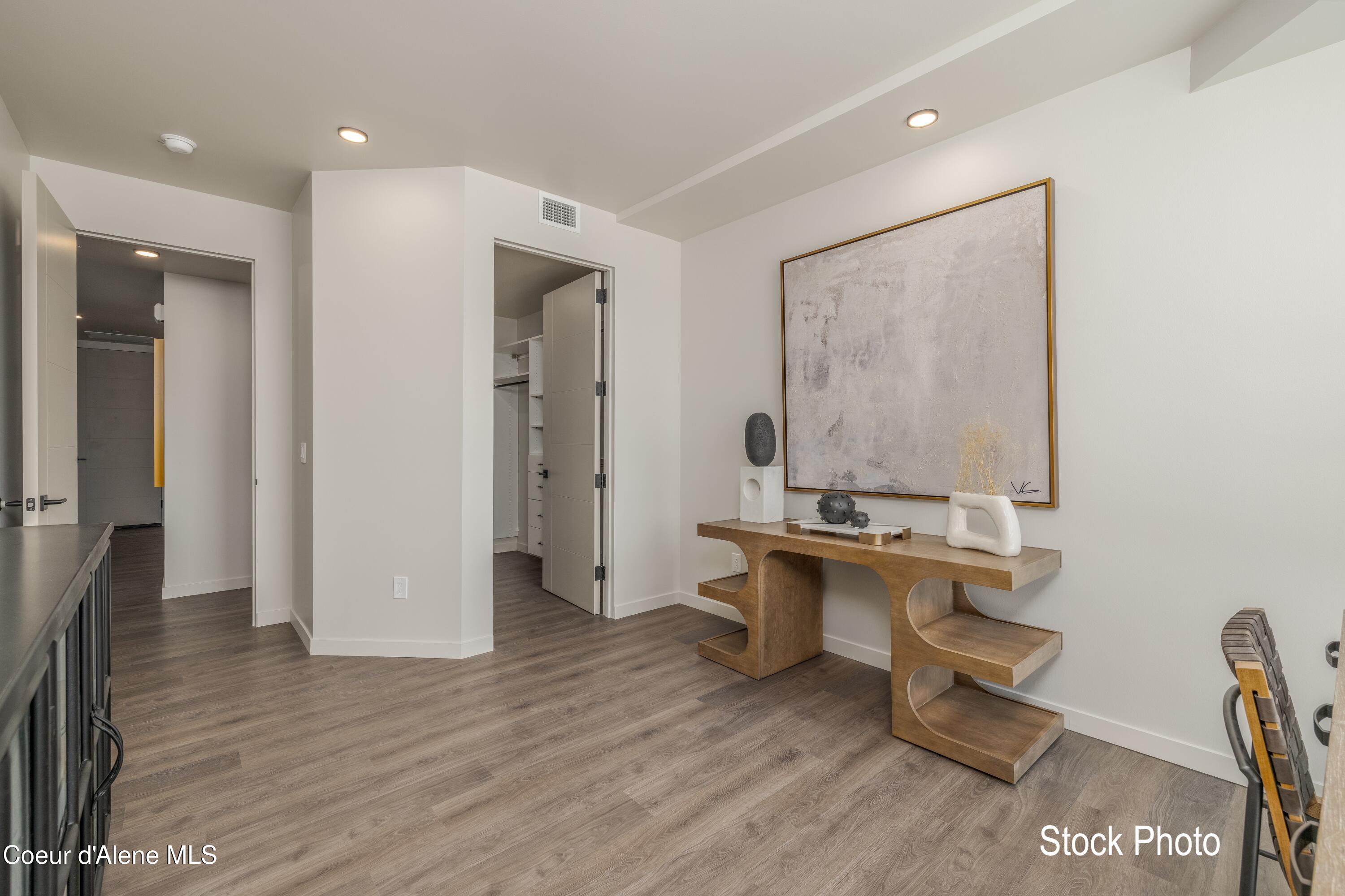 116 S 3rd St 401