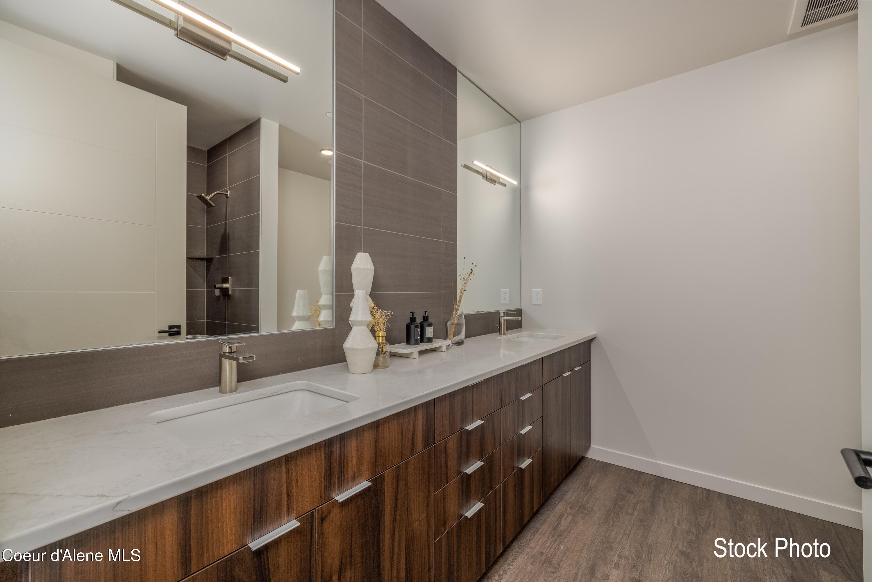 116 S 3rd St 401