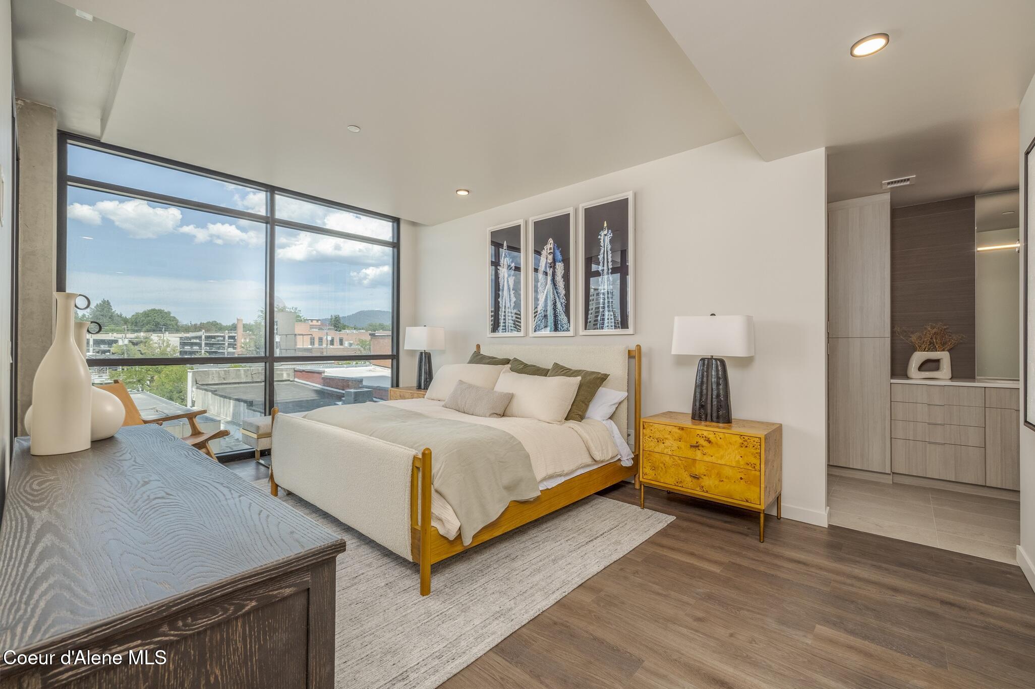 116 S 3rd St 401