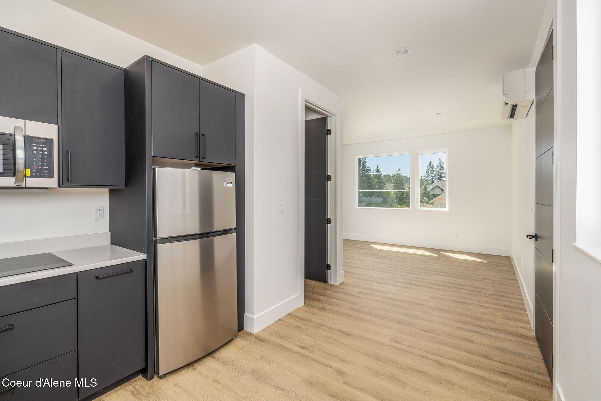 1189 E SLEEPING DEER AVE