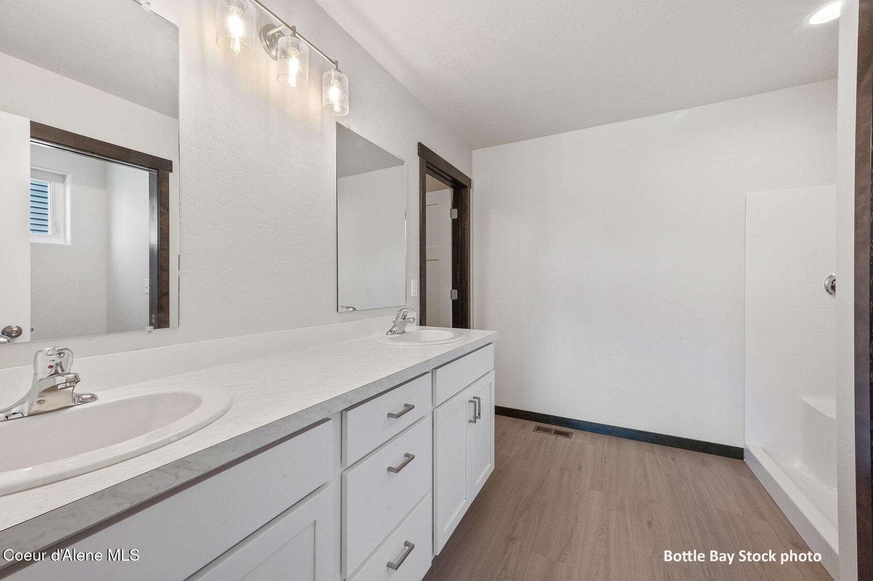 11862 N ENTWISTLE WAY