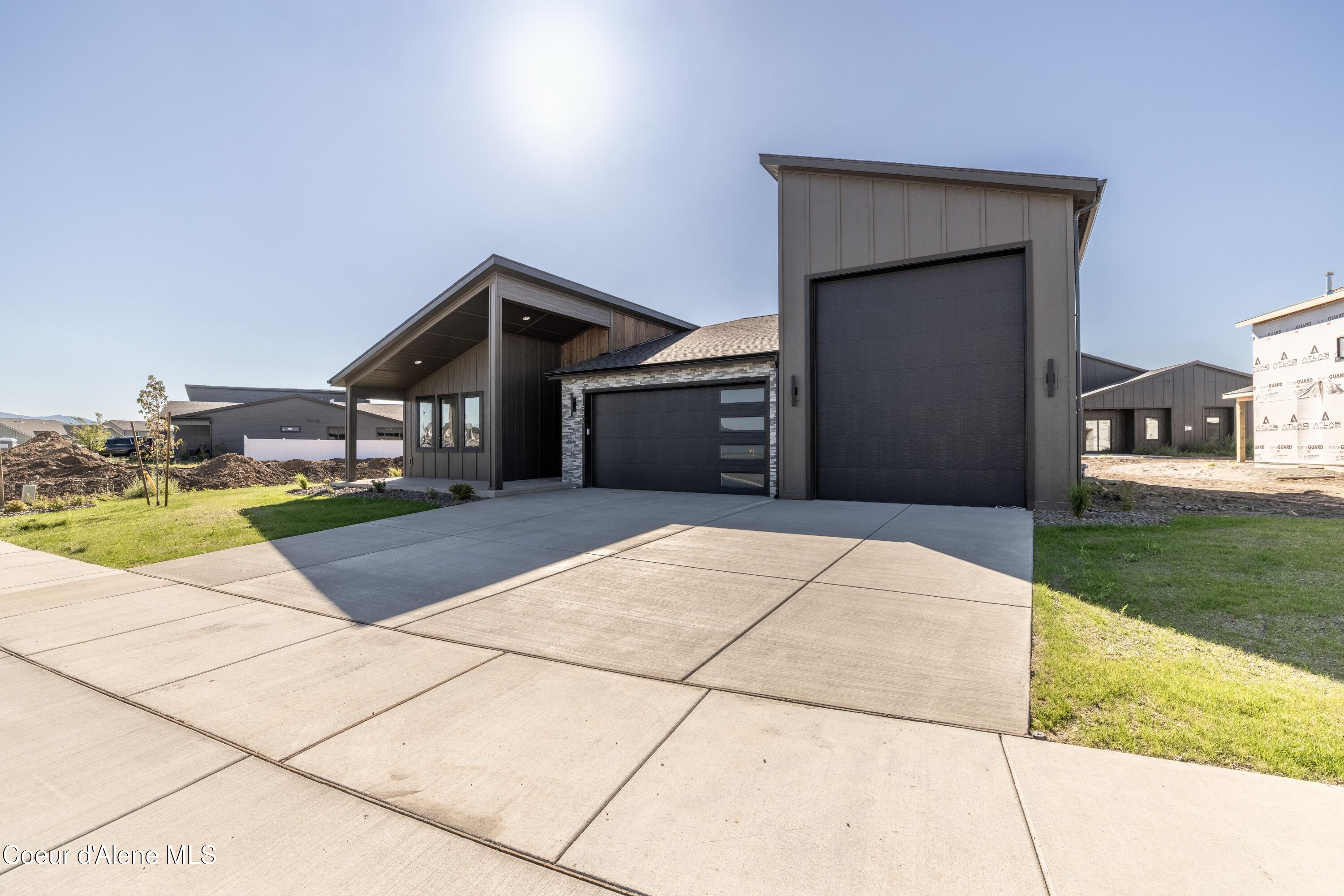 11586 N ENTWISTLE WAY