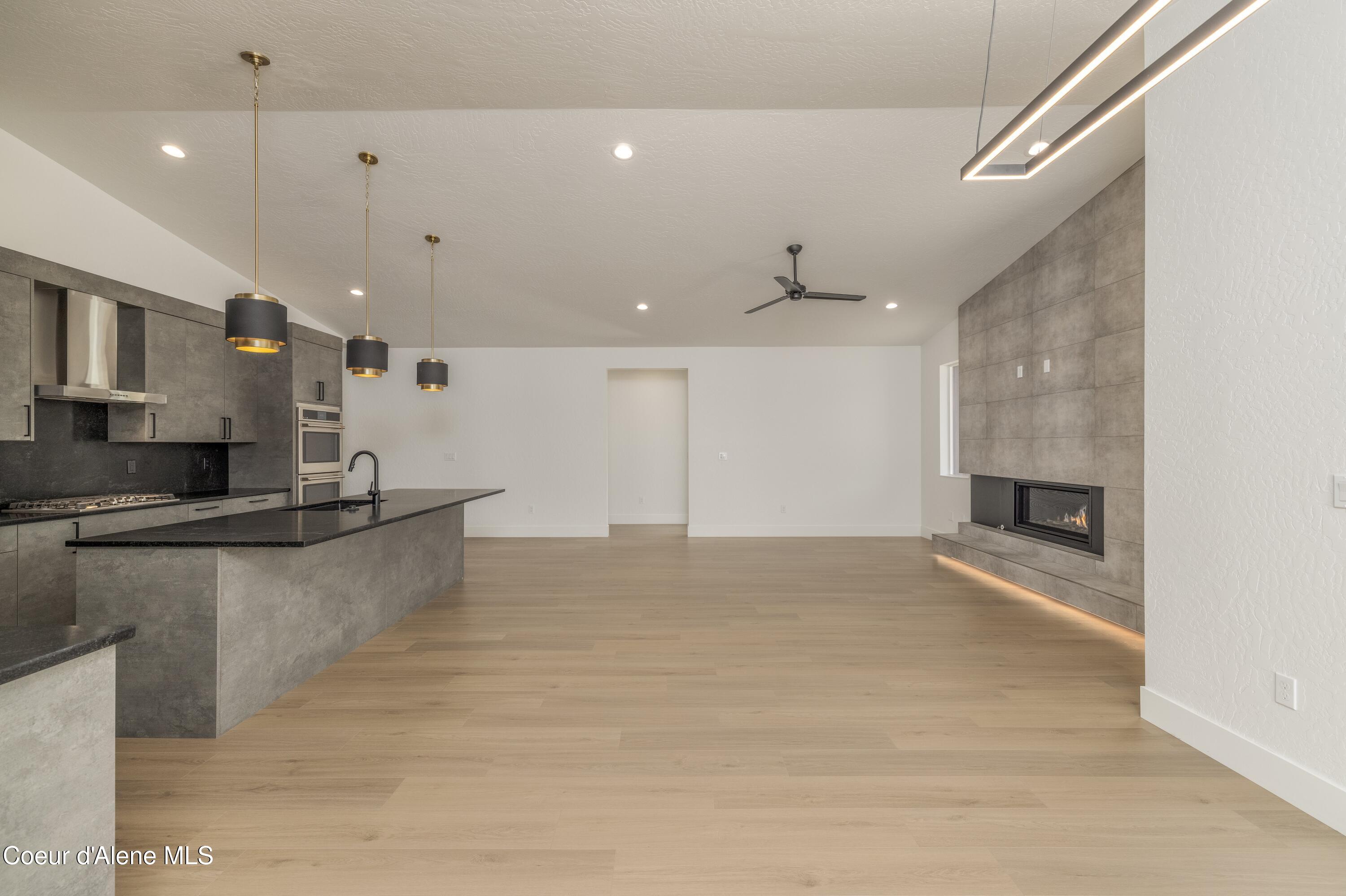 11586 N ENTWISTLE WAY