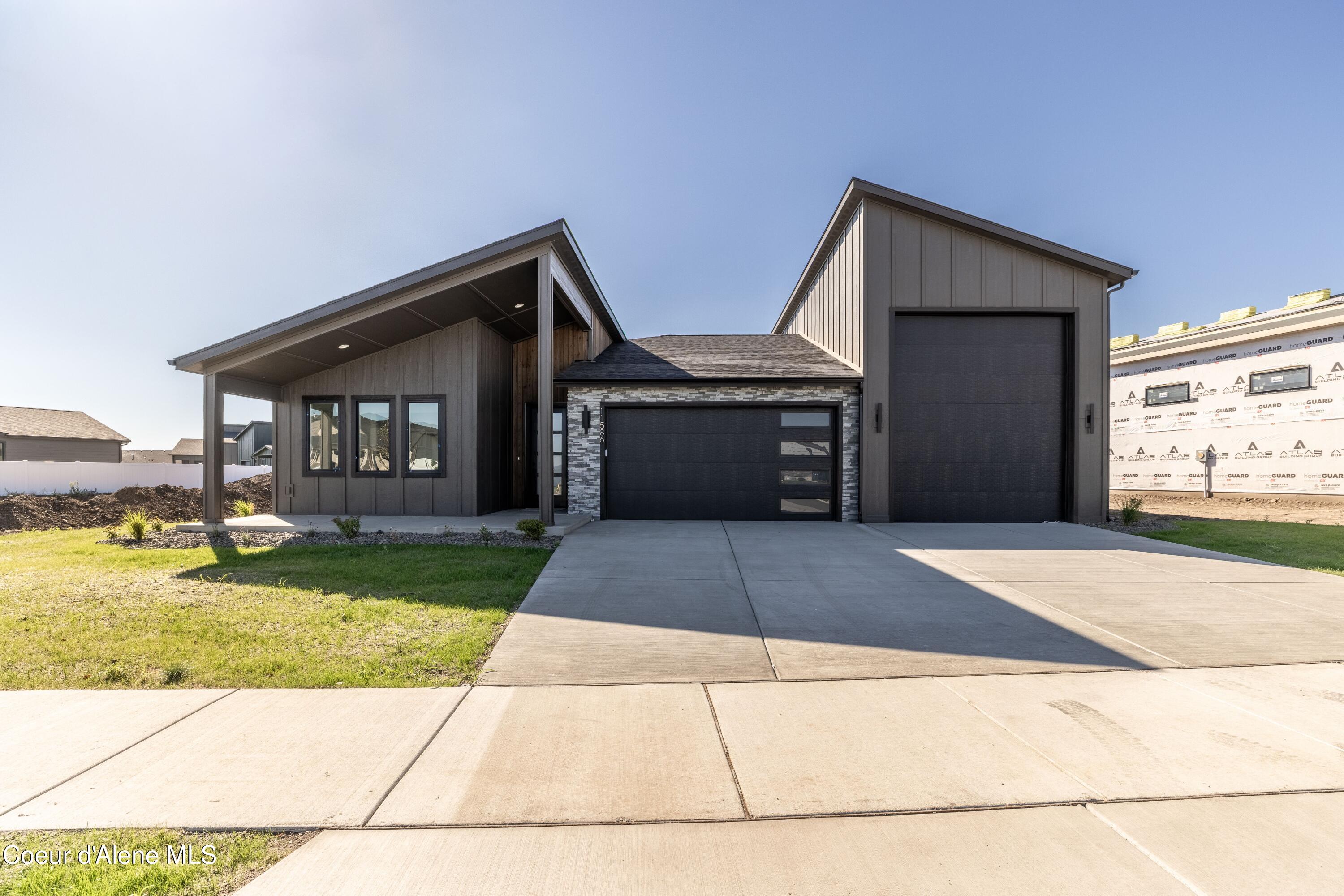 11586 N ENTWISTLE WAY