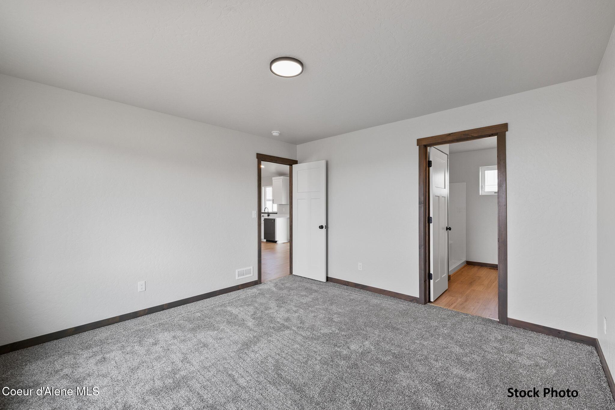 11963 N LENNON LN