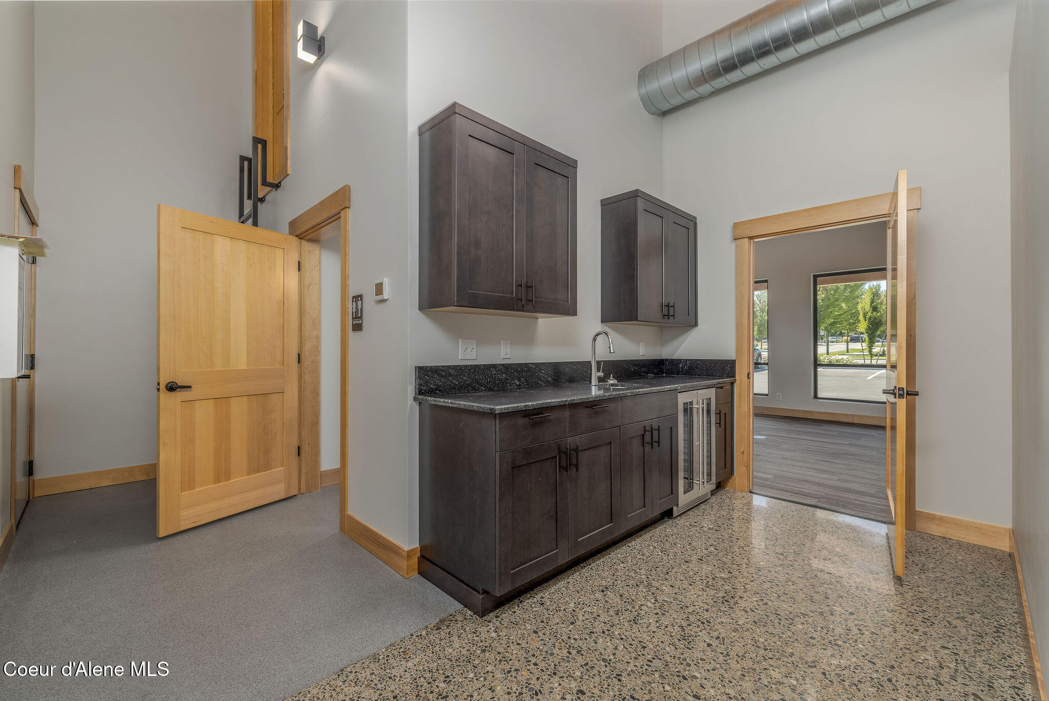 8512 N WAYNE DR UNIT #1