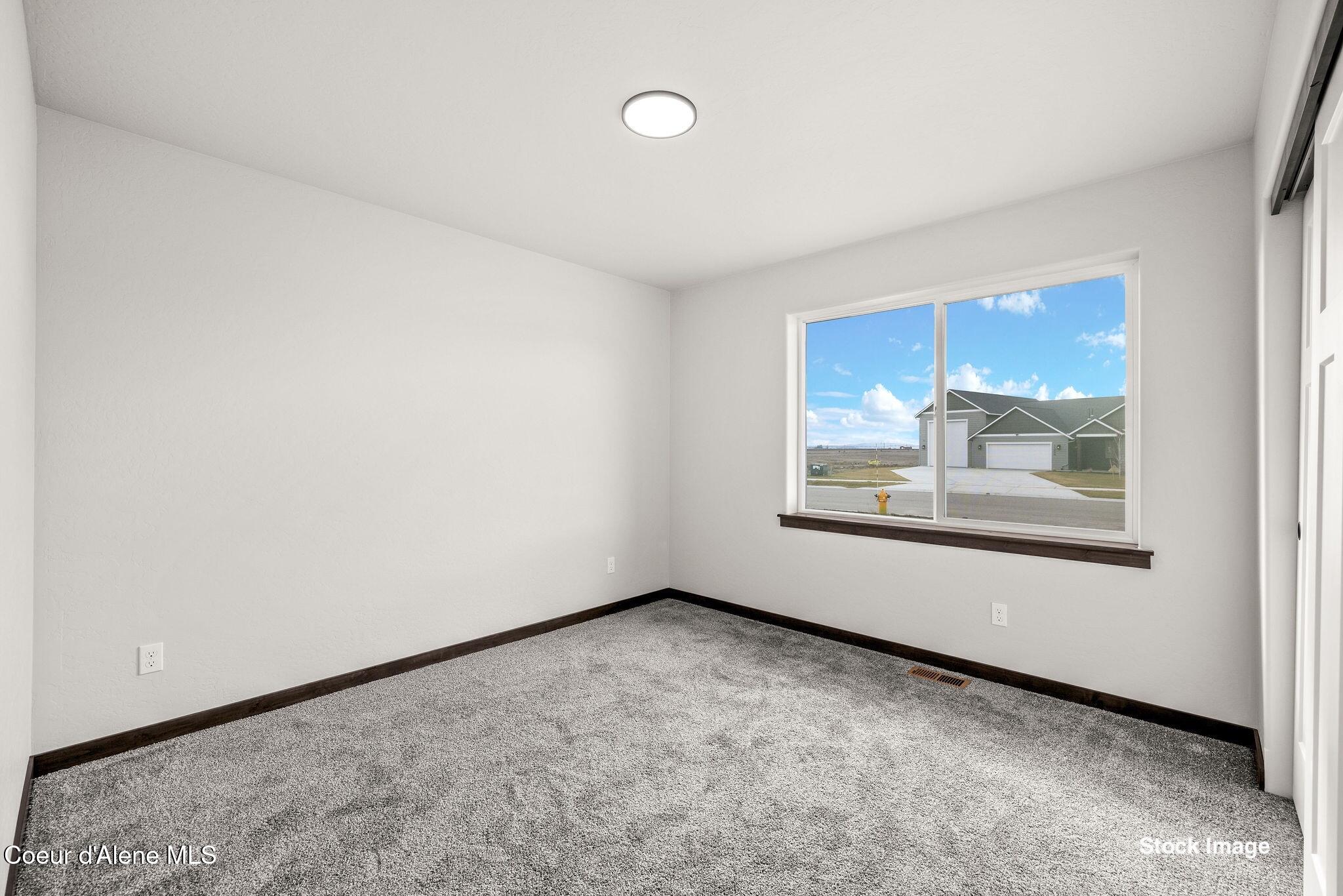 11834 N ENTWISTLE WAY