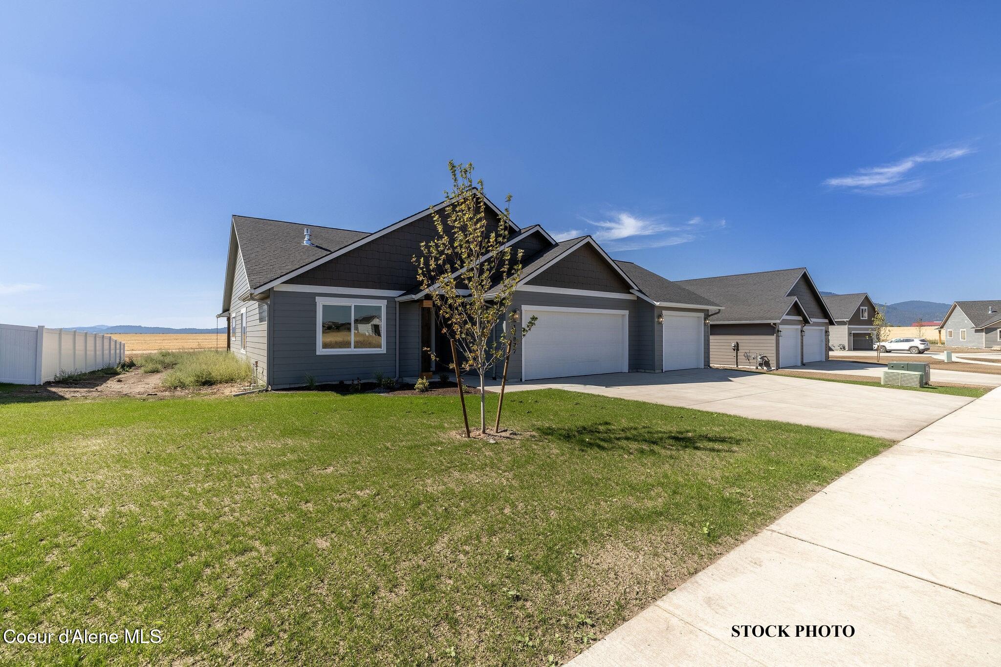 11890 N ENTWISTLE WAY