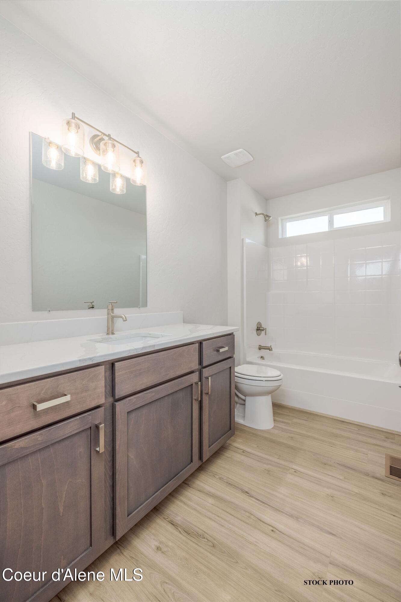 11890 N ENTWISTLE WAY