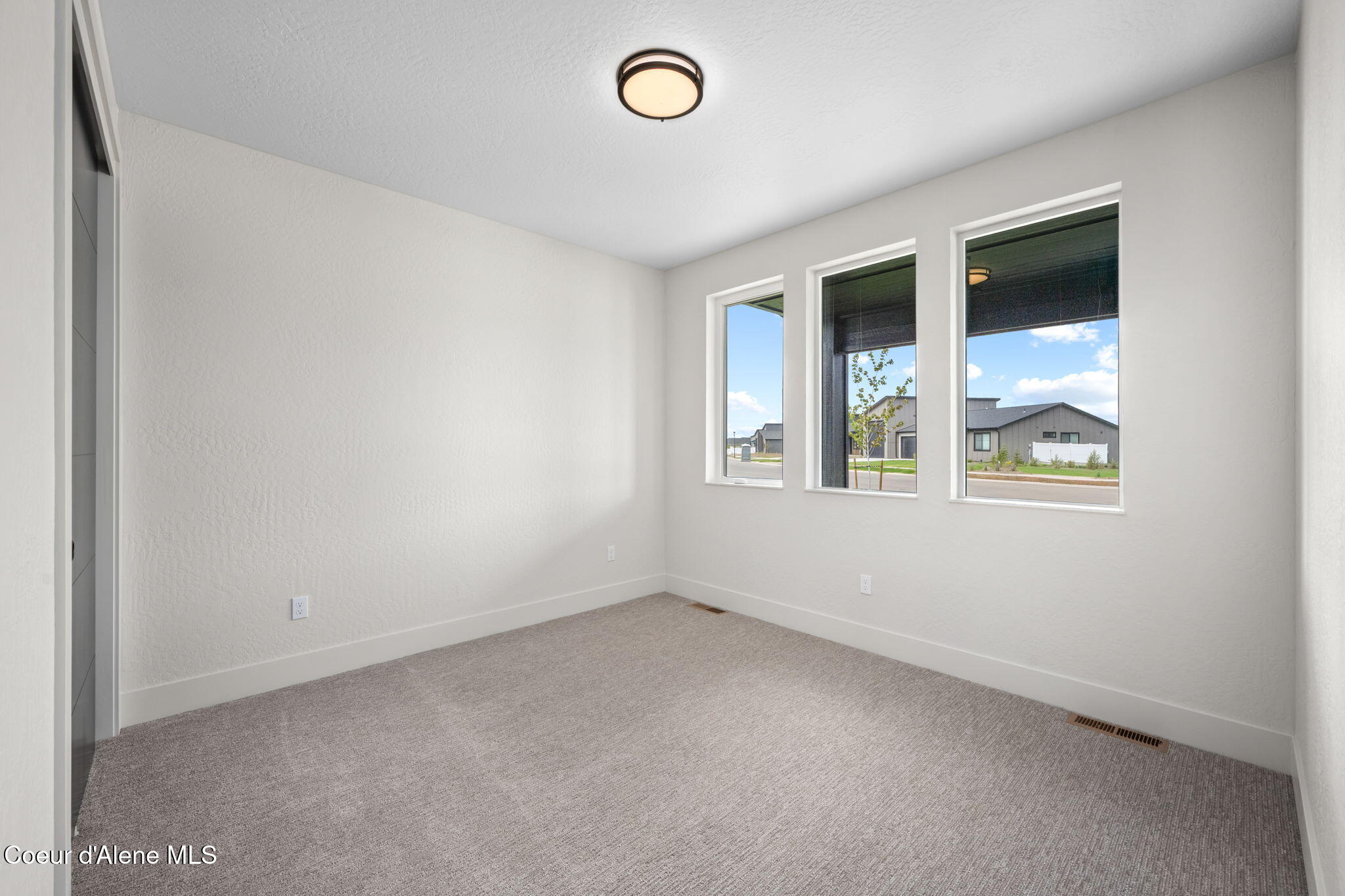 6414 W FREHLEY WAY
