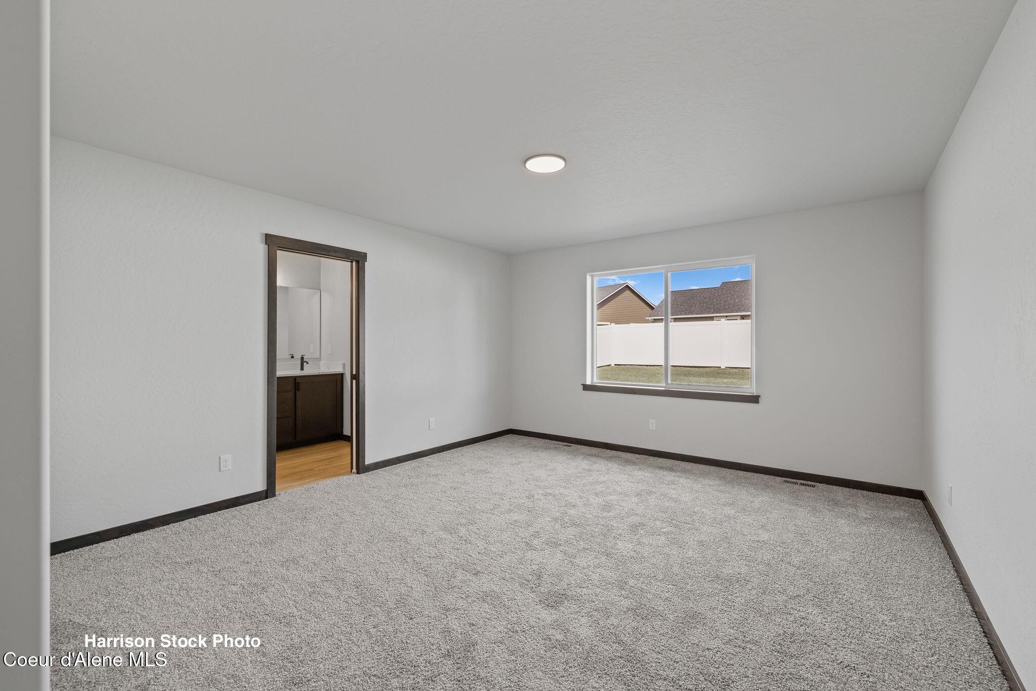 12182 N LENNON LN