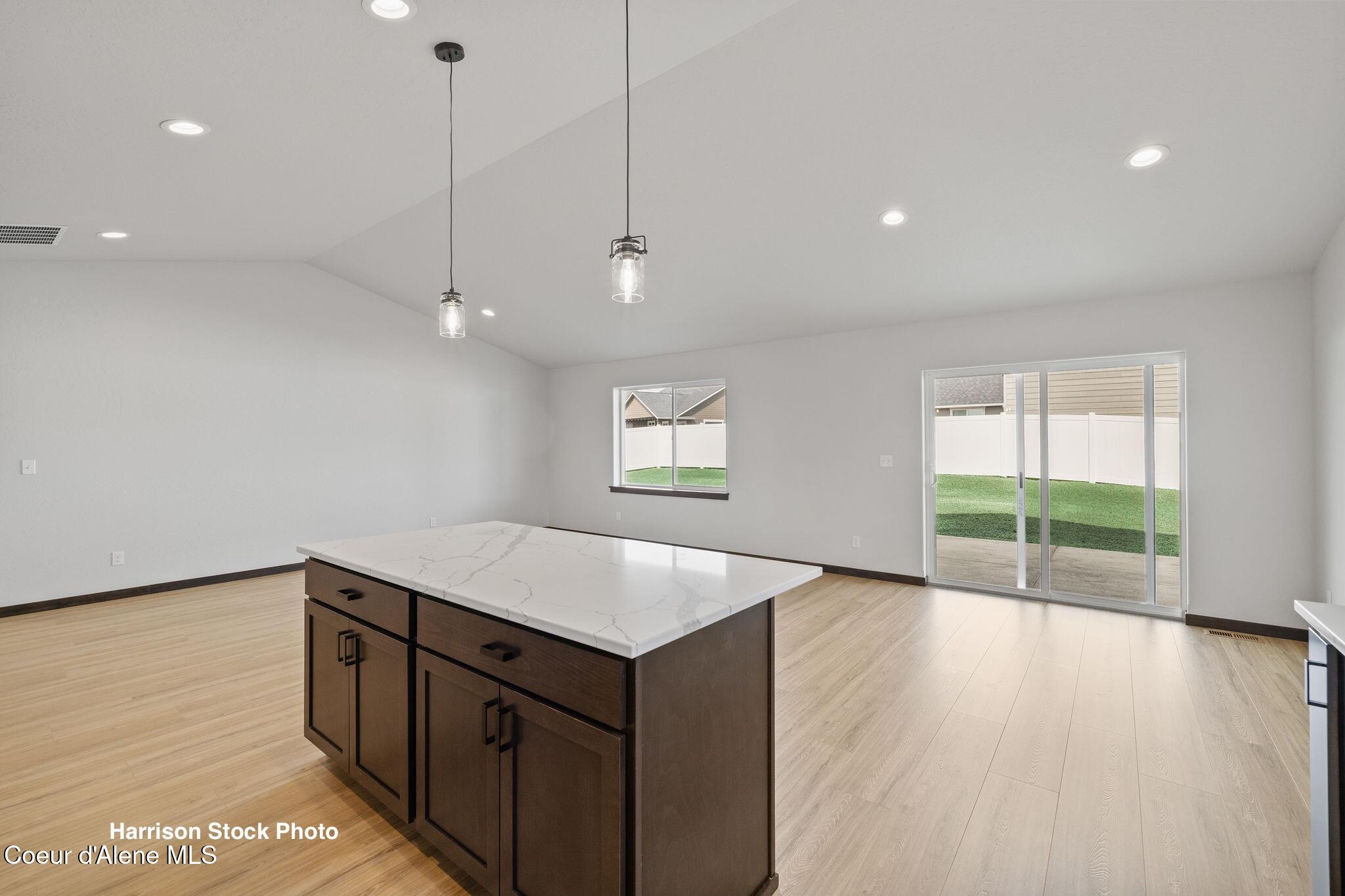 12182 N LENNON LN
