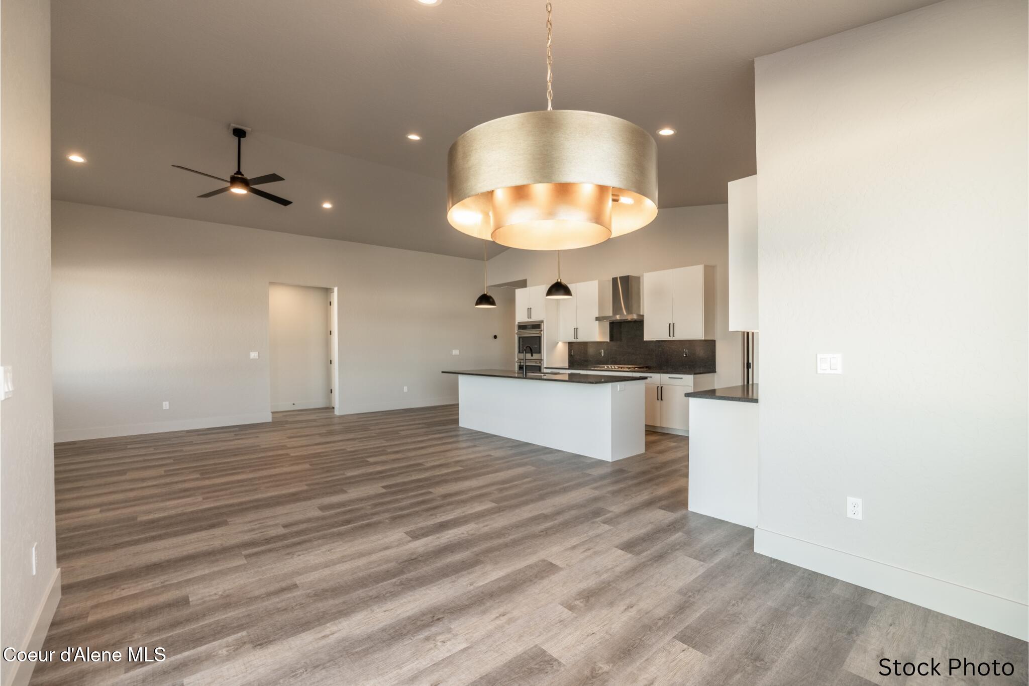 6017 W MORESBY AVE