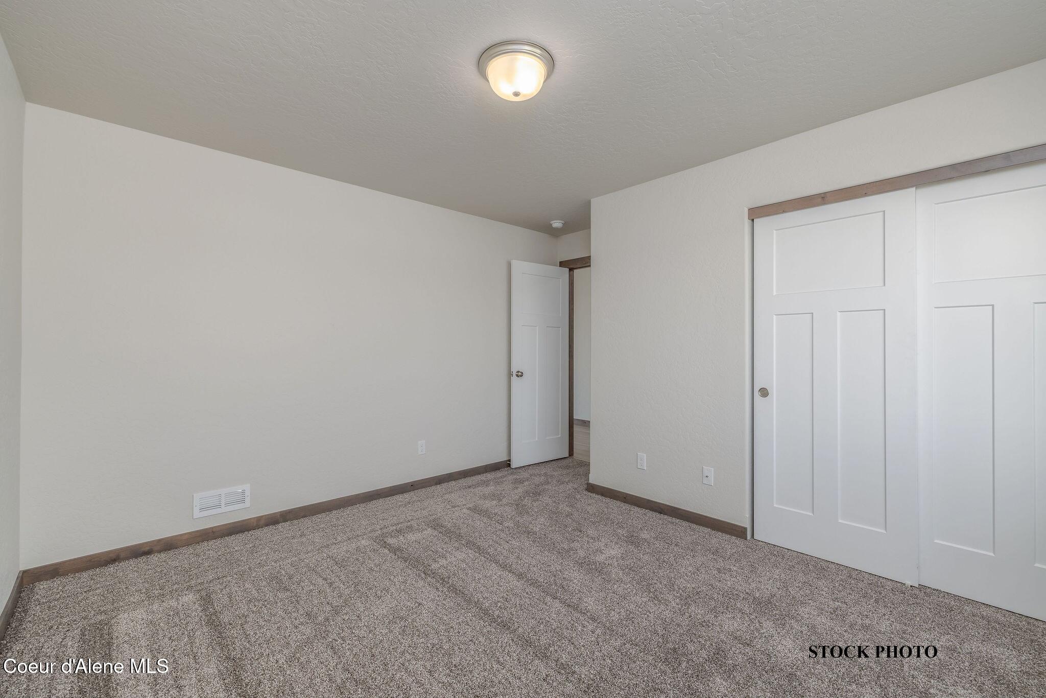 11673 N SIMMONS LN
