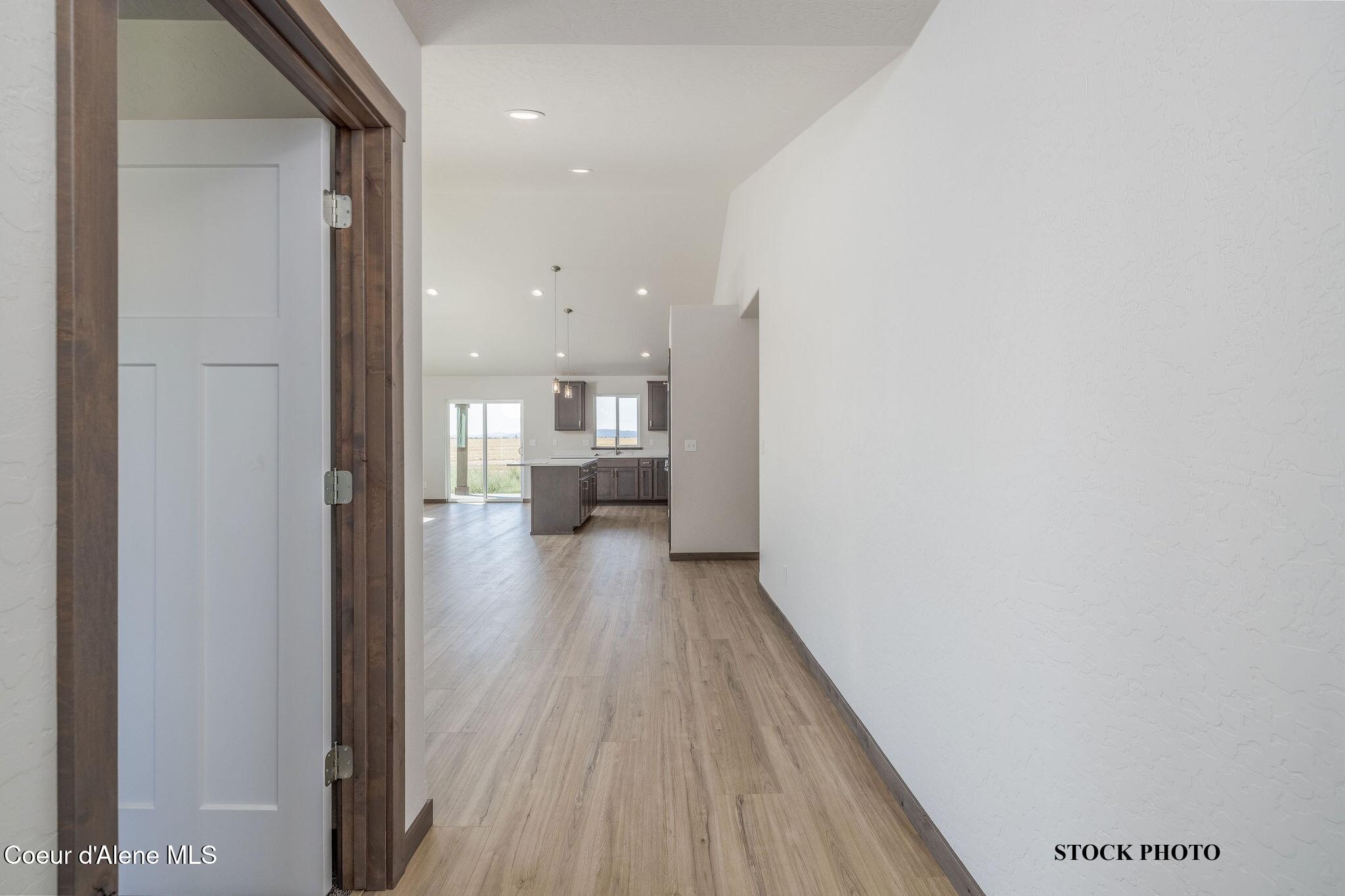 11673 N SIMMONS LN