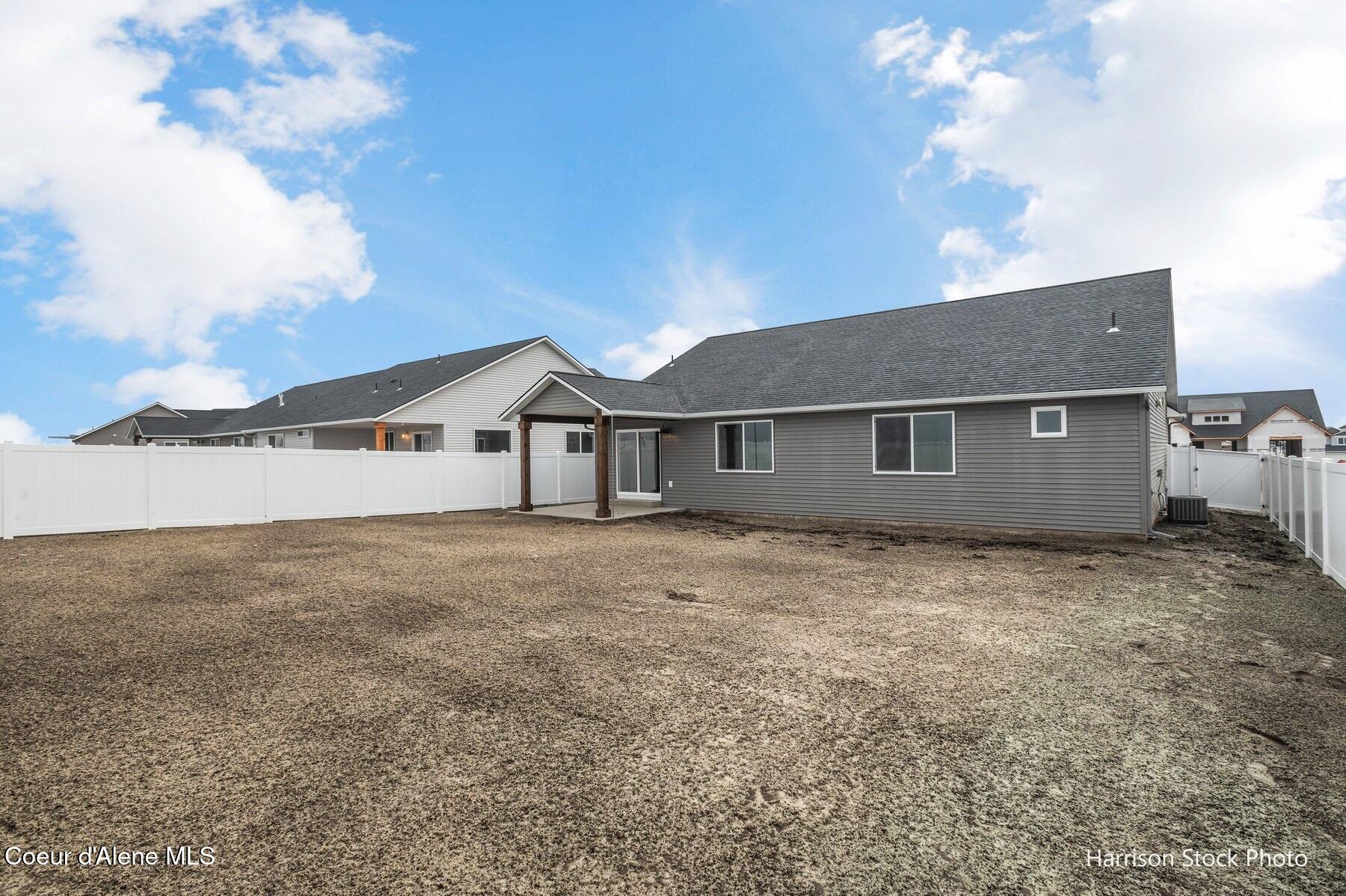11699 N SIMMONS LN