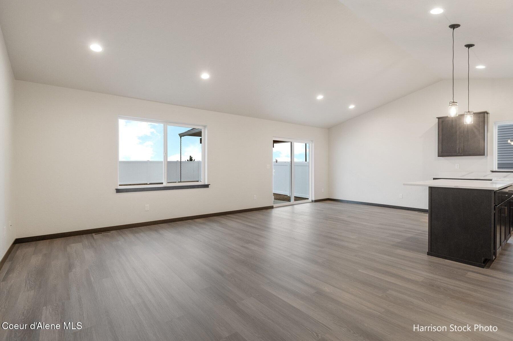 11699 N SIMMONS LN