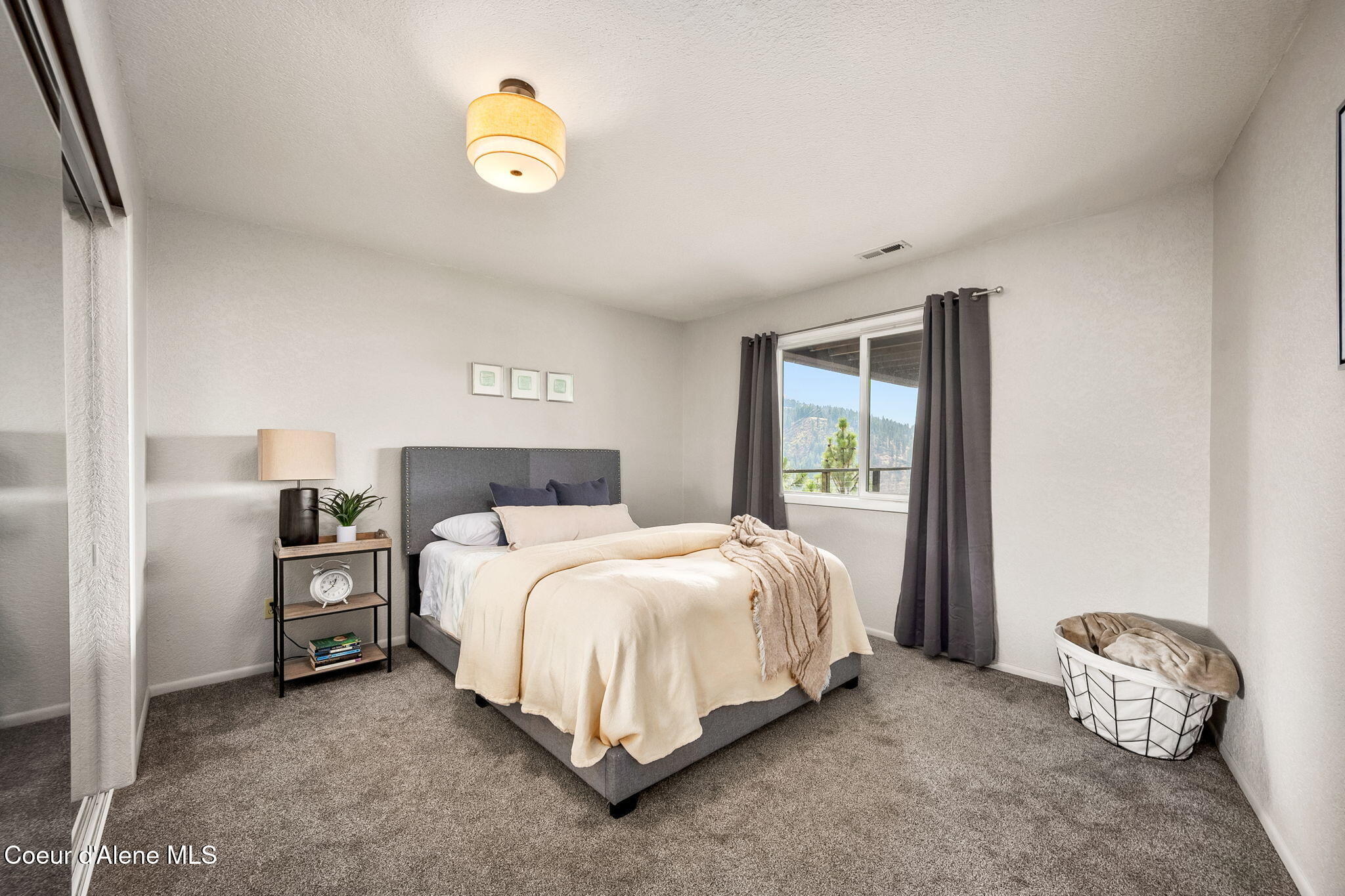 2920 E FERNAN HILL RD, Coeur d'Alene