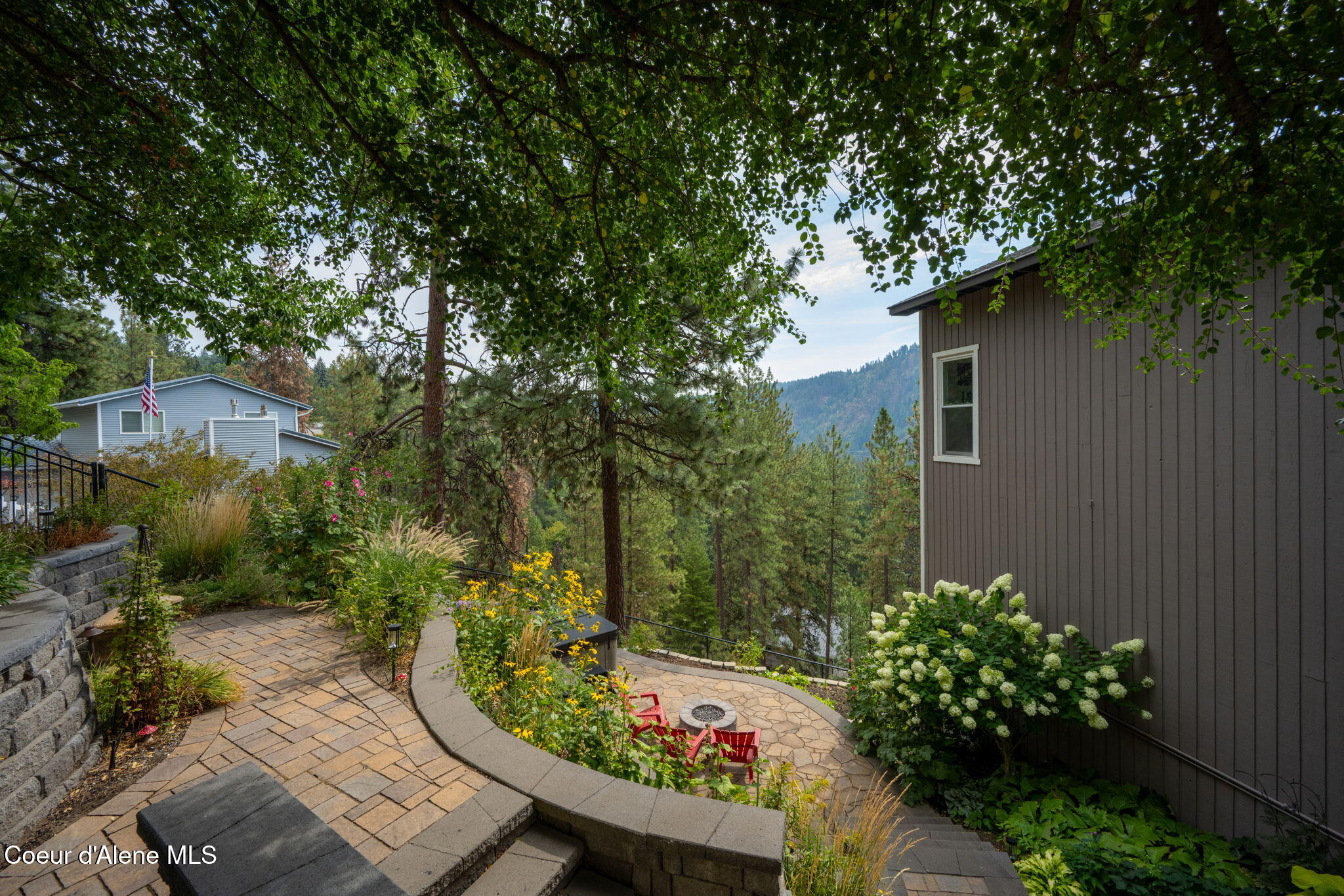 2920 E FERNAN HILL RD, Coeur d'Alene