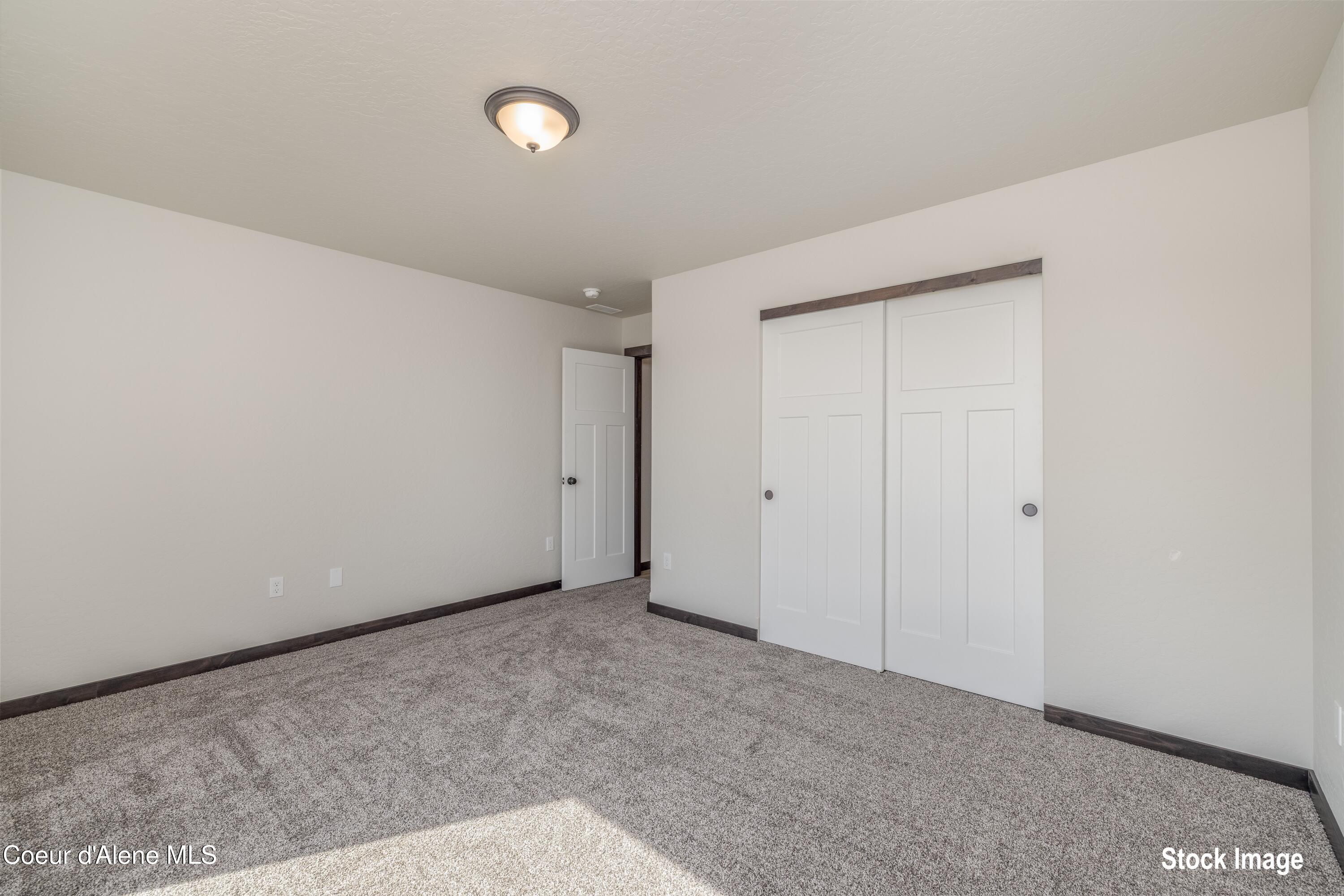 11668 N SIMMONS LN