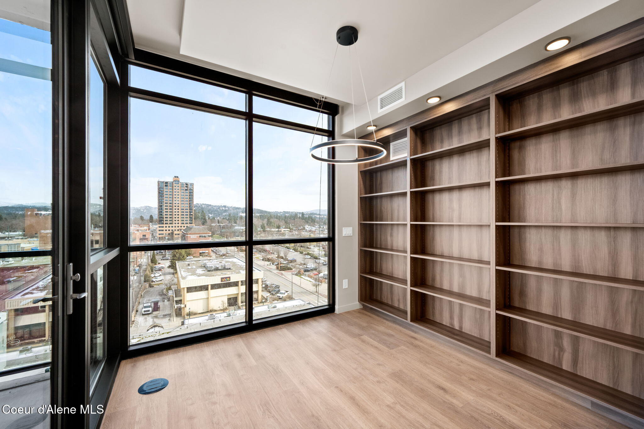 116 S 3RD ST, 904, Coeur d'Alene Unit: 904