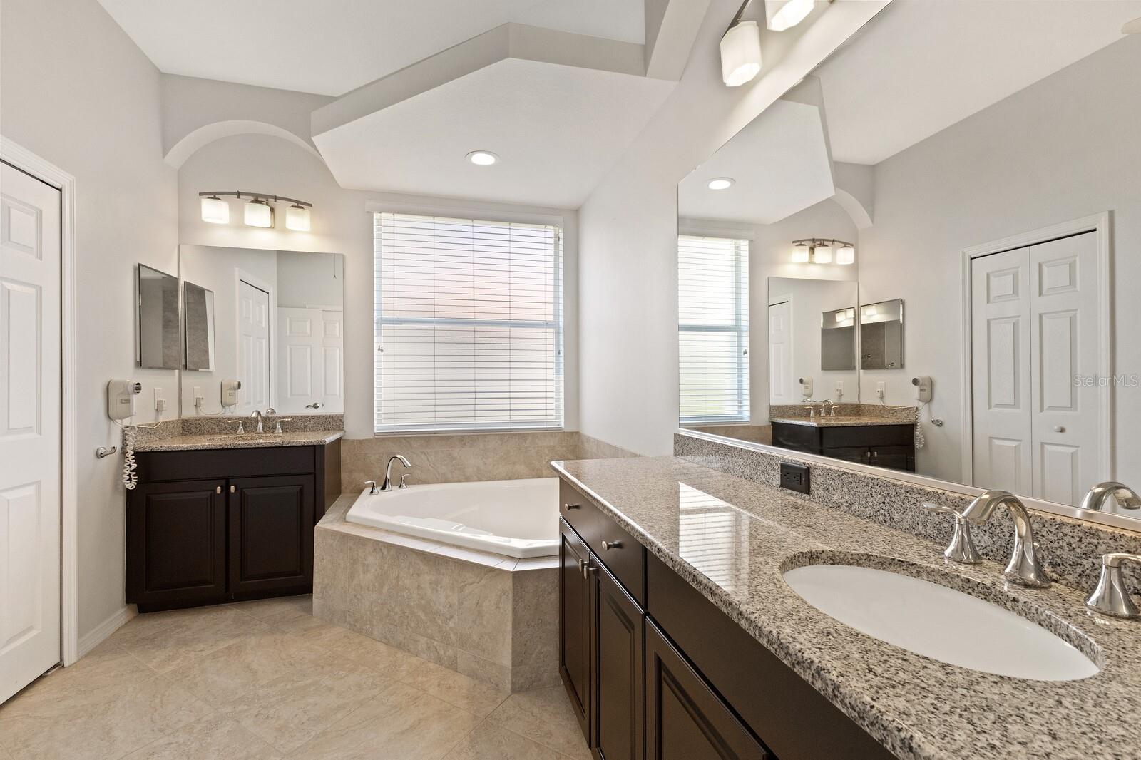 19798 COBBLESTONE CIR