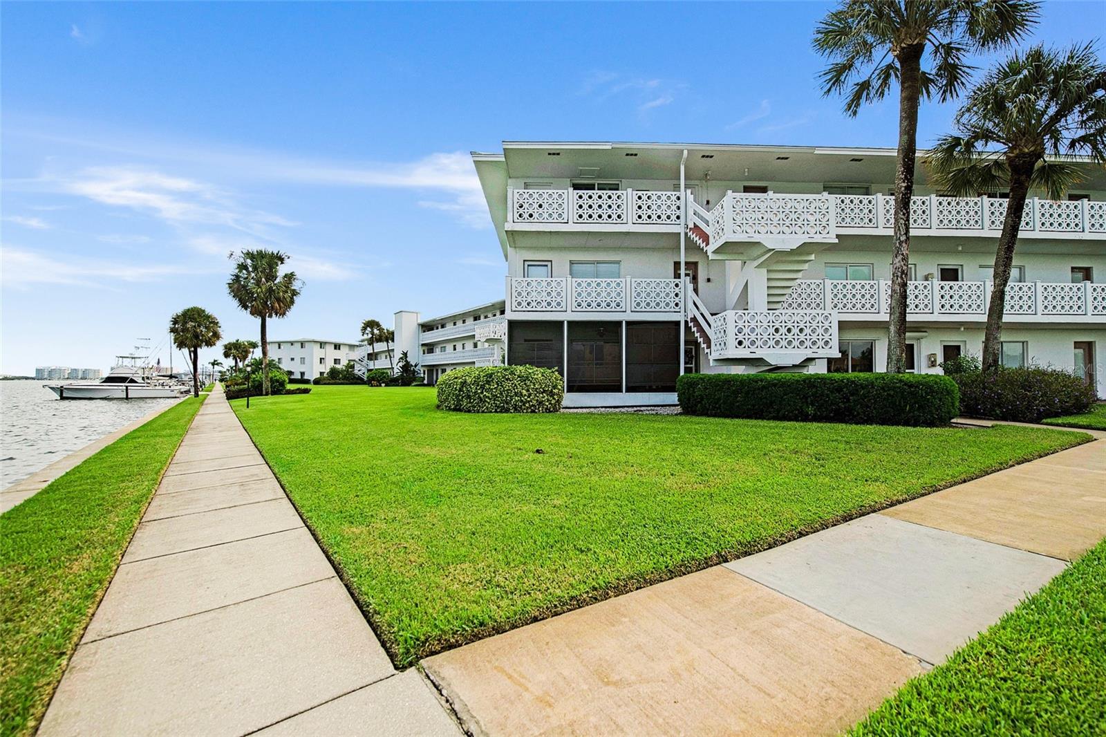 761 JOHN RINGLING BLVD #31