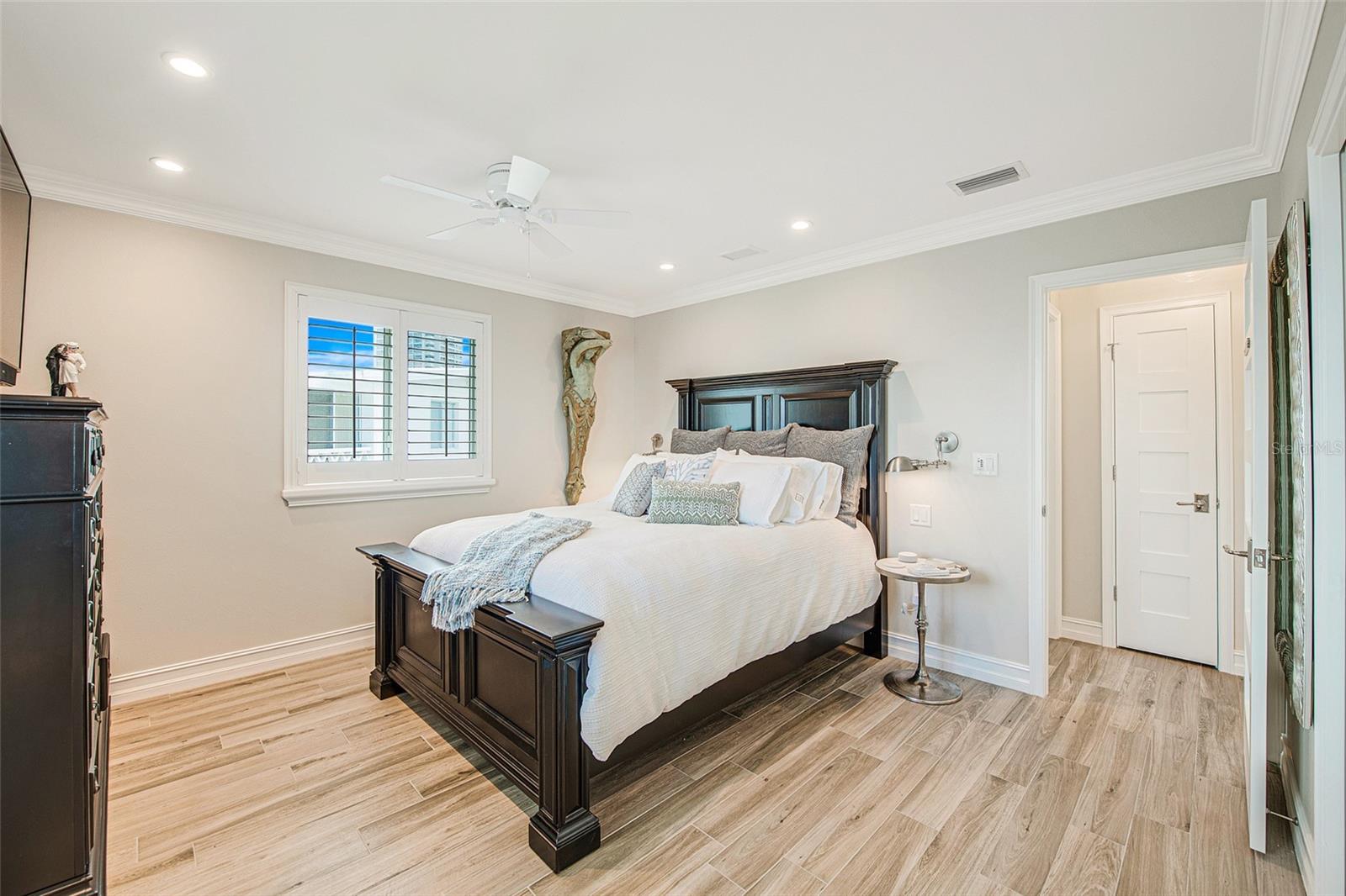 761 JOHN RINGLING BLVD #31