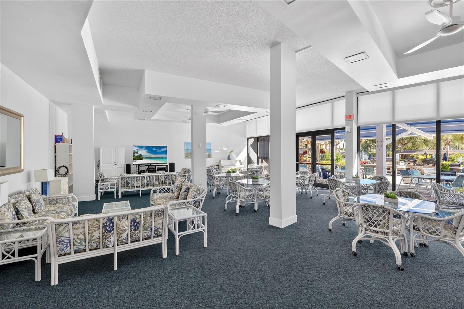 5855 MIDNIGHT PASS RD #408