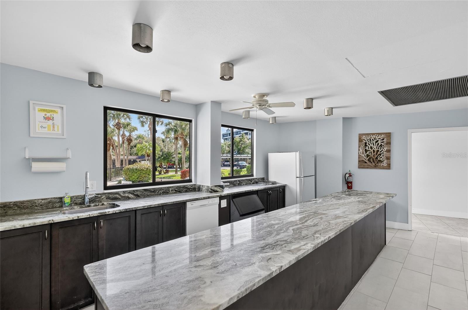 5855 MIDNIGHT PASS RD #408