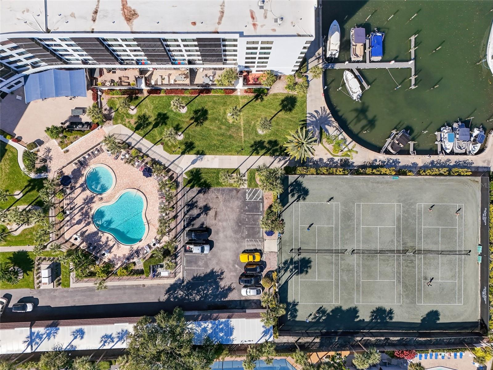 5855 MIDNIGHT PASS RD #408