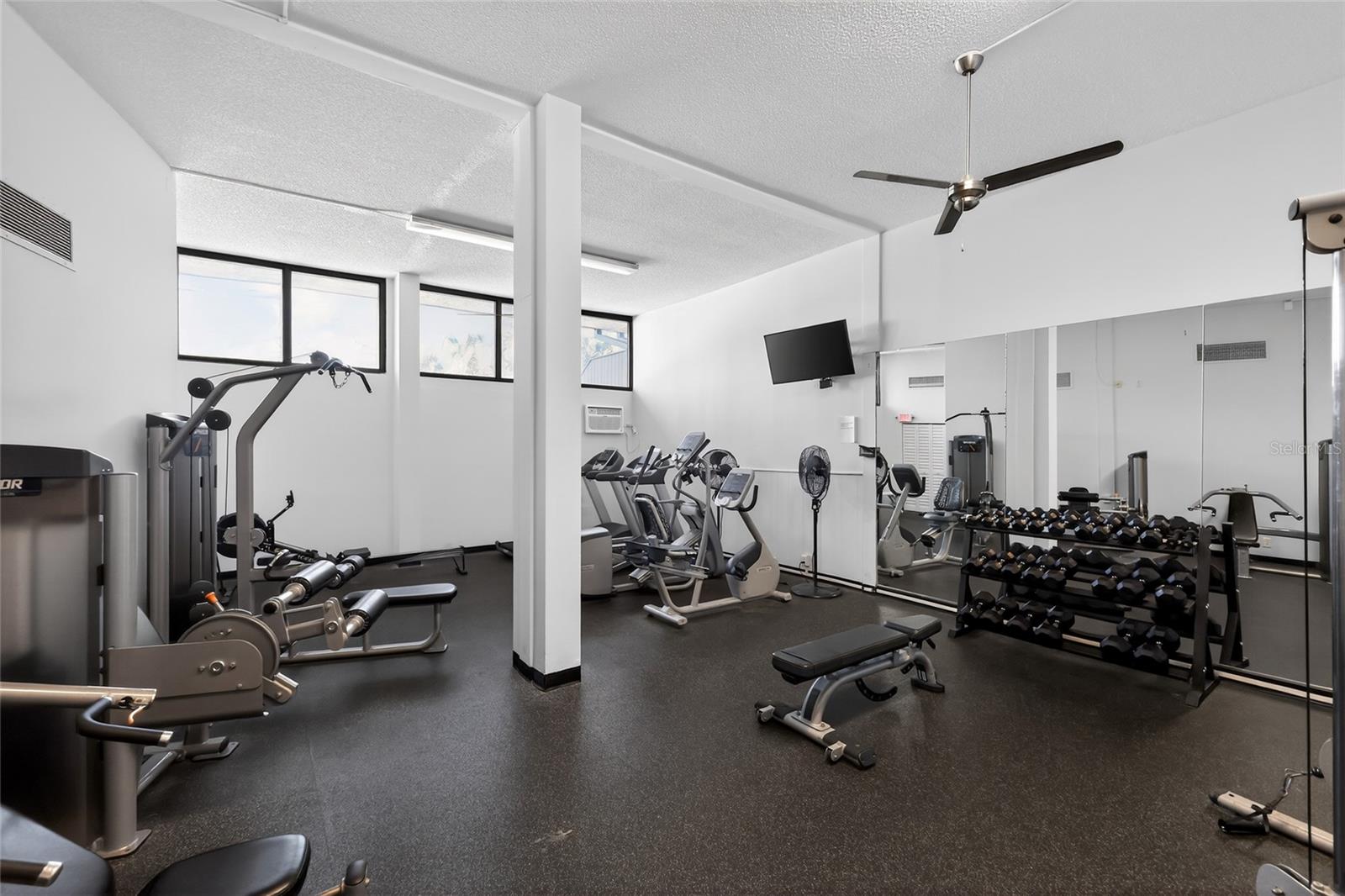 5855 MIDNIGHT PASS RD #408