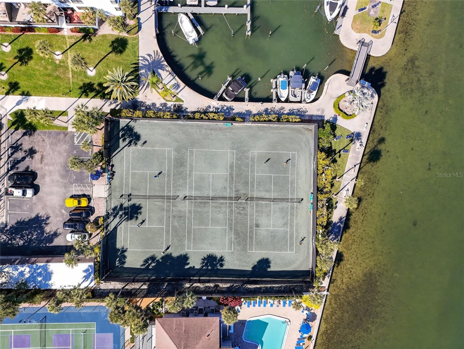 5855 MIDNIGHT PASS RD #408