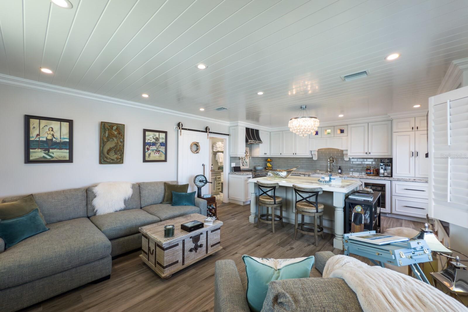 761 JOHN RINGLING BLVD #31