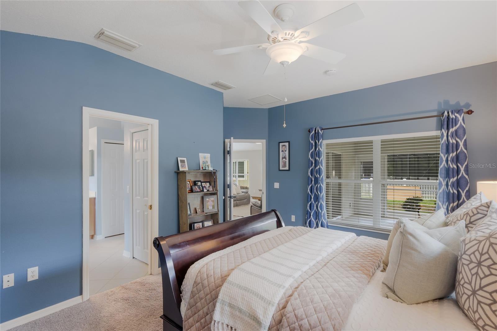 6110 BLUE RUNNER CT