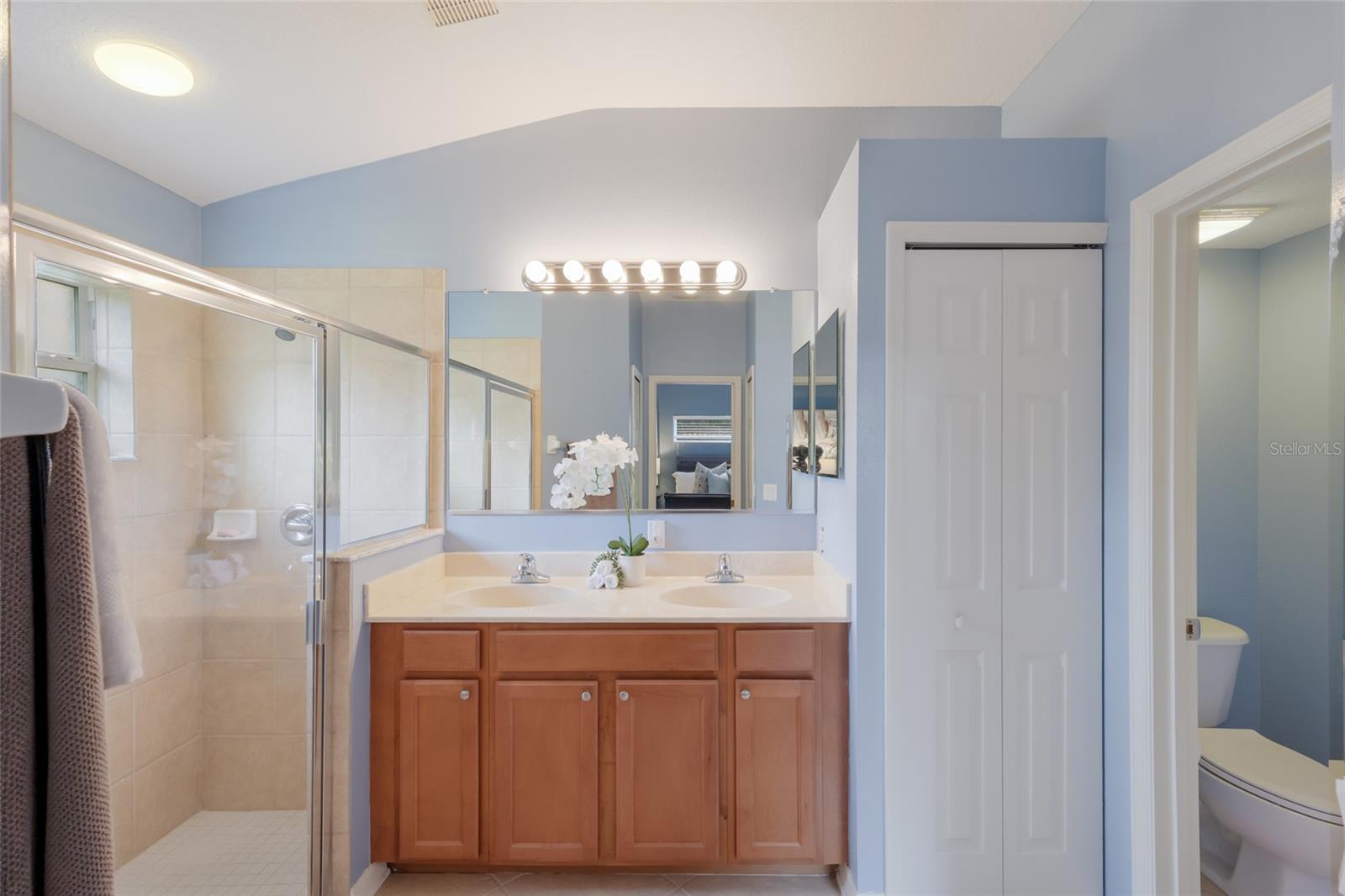 6110 BLUE RUNNER CT