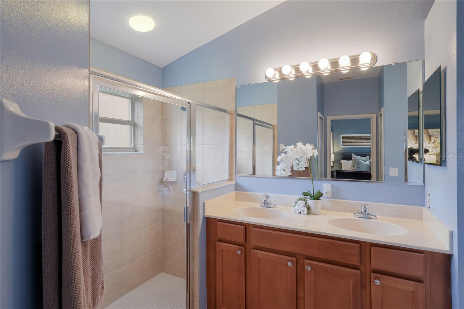 6110 BLUE RUNNER CT